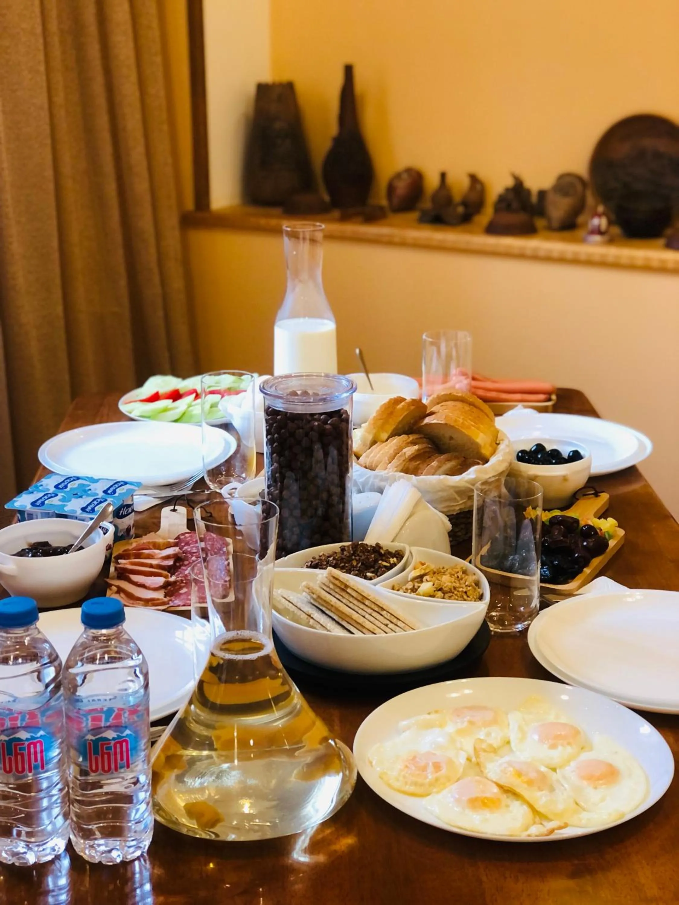 Breakfast in GRAF Kazbegi