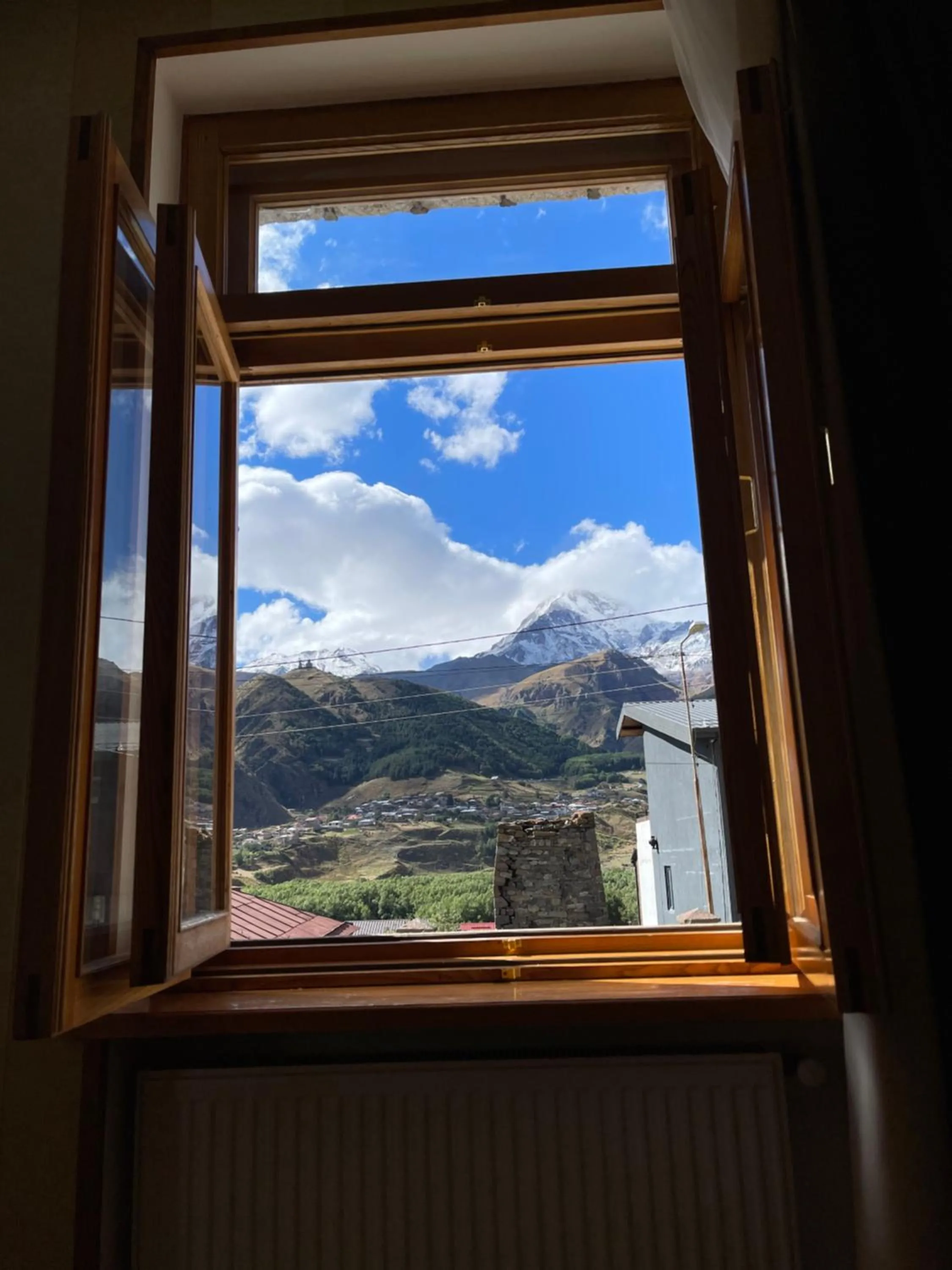 Mountain View in GRAF Kazbegi