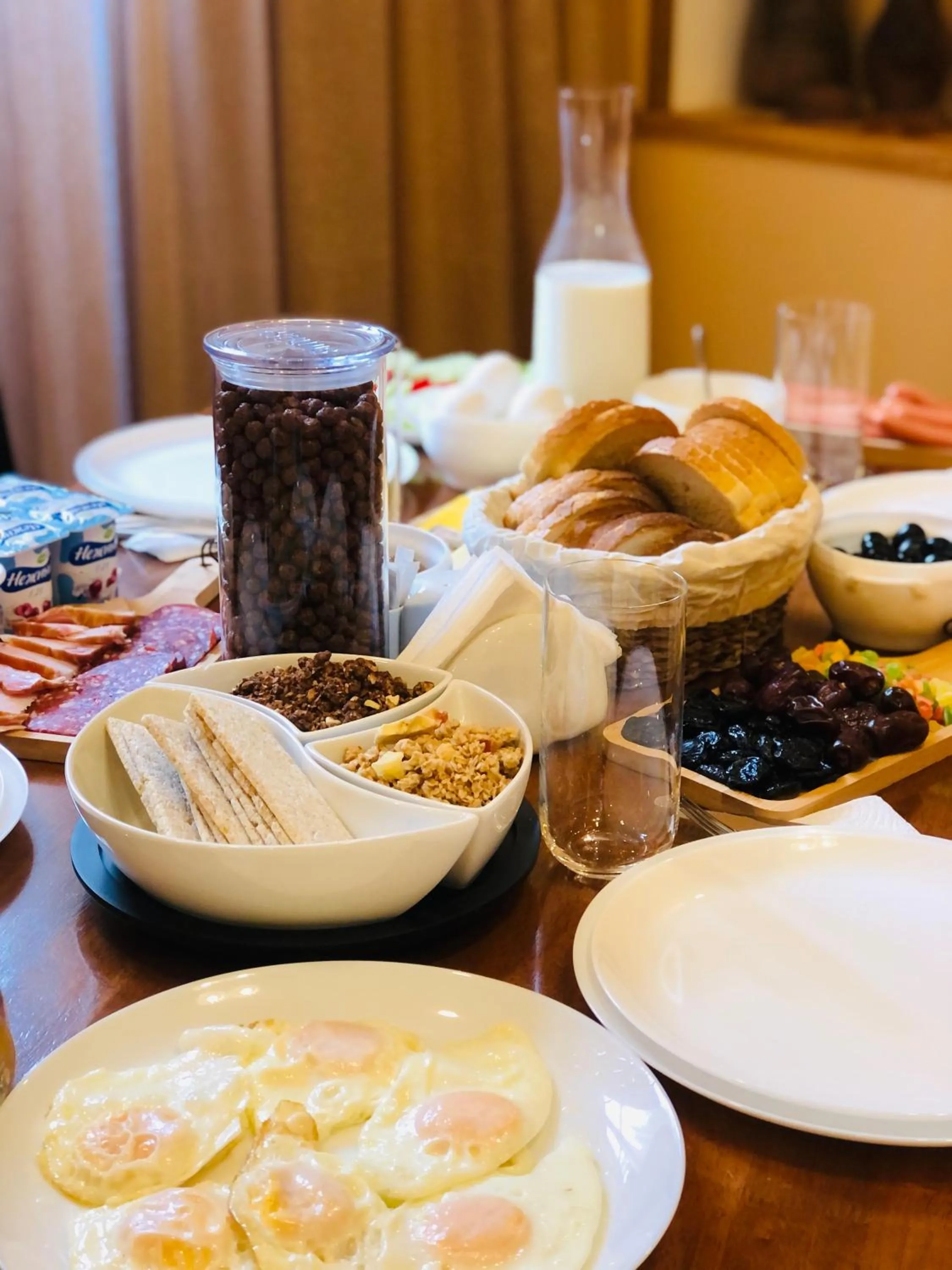 Breakfast in GRAF Kazbegi