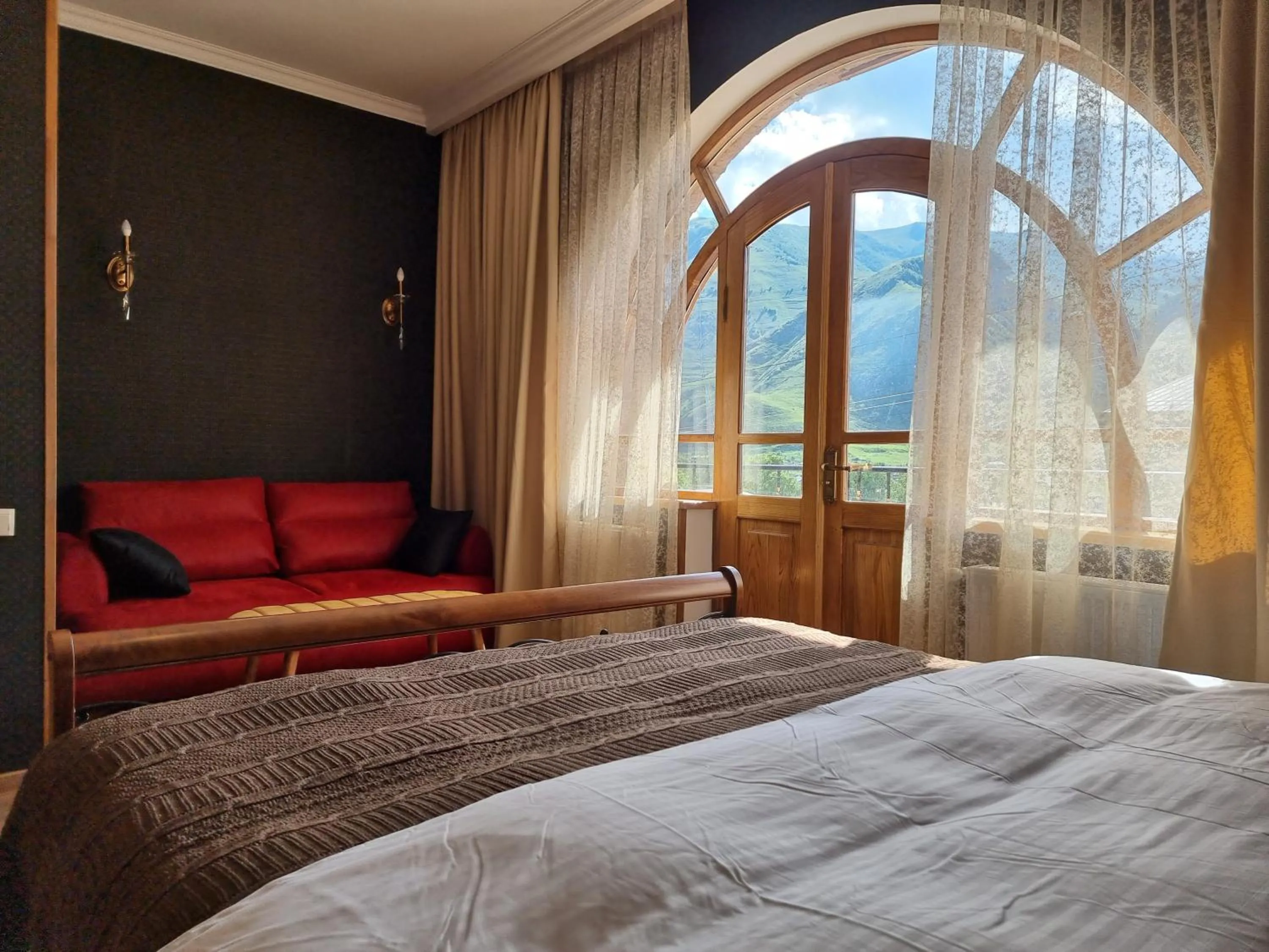 Bedroom, Bed in GRAF Kazbegi