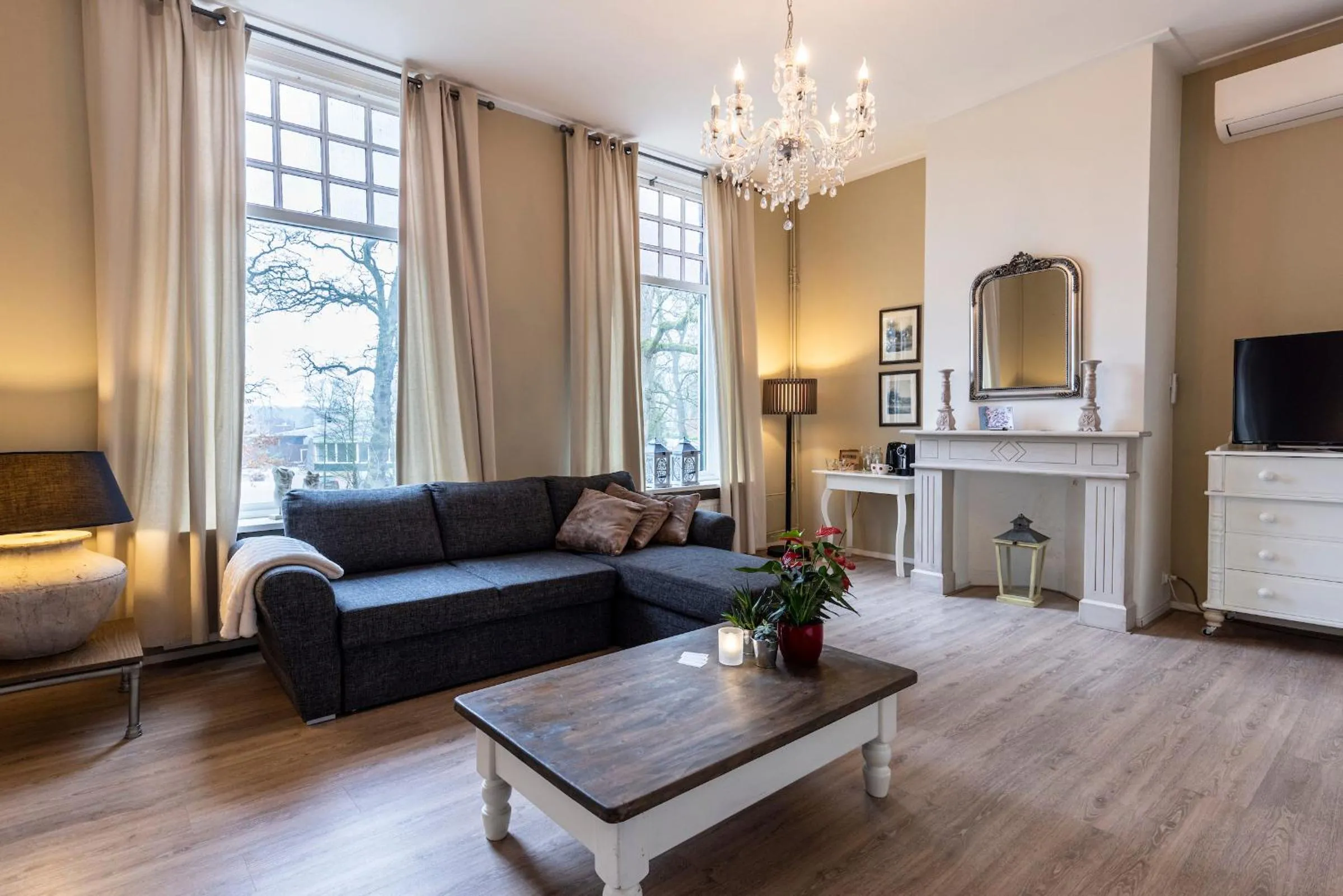 TV and multimedia in Bed & Breakfast Rijsterbosch