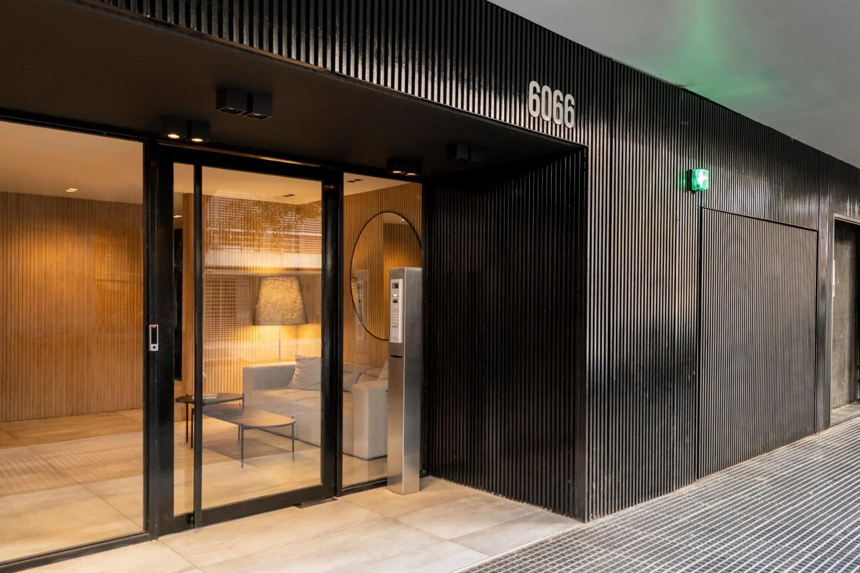 Property building in Top Rentals Palermo Hollywood Property building in Top Rentals Palermo Hollywood