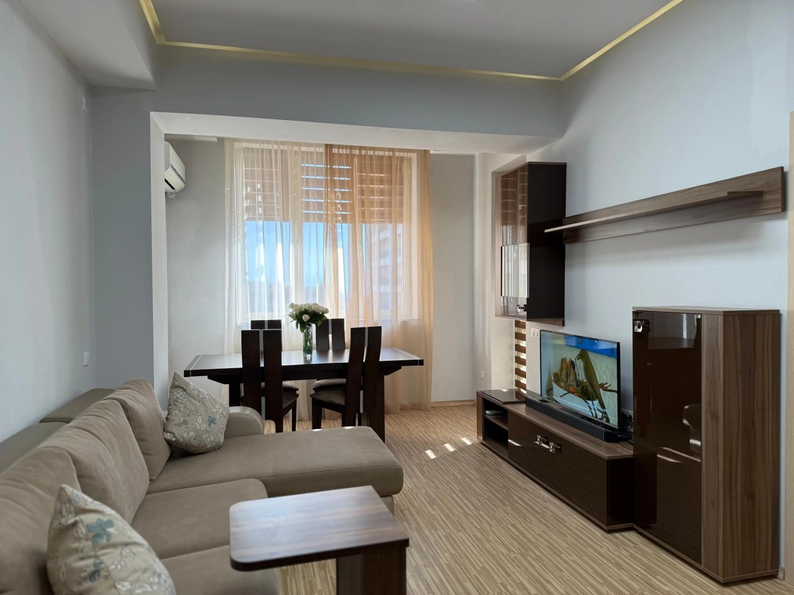 TV and multimedia in Sweet Home Apart-Hotel