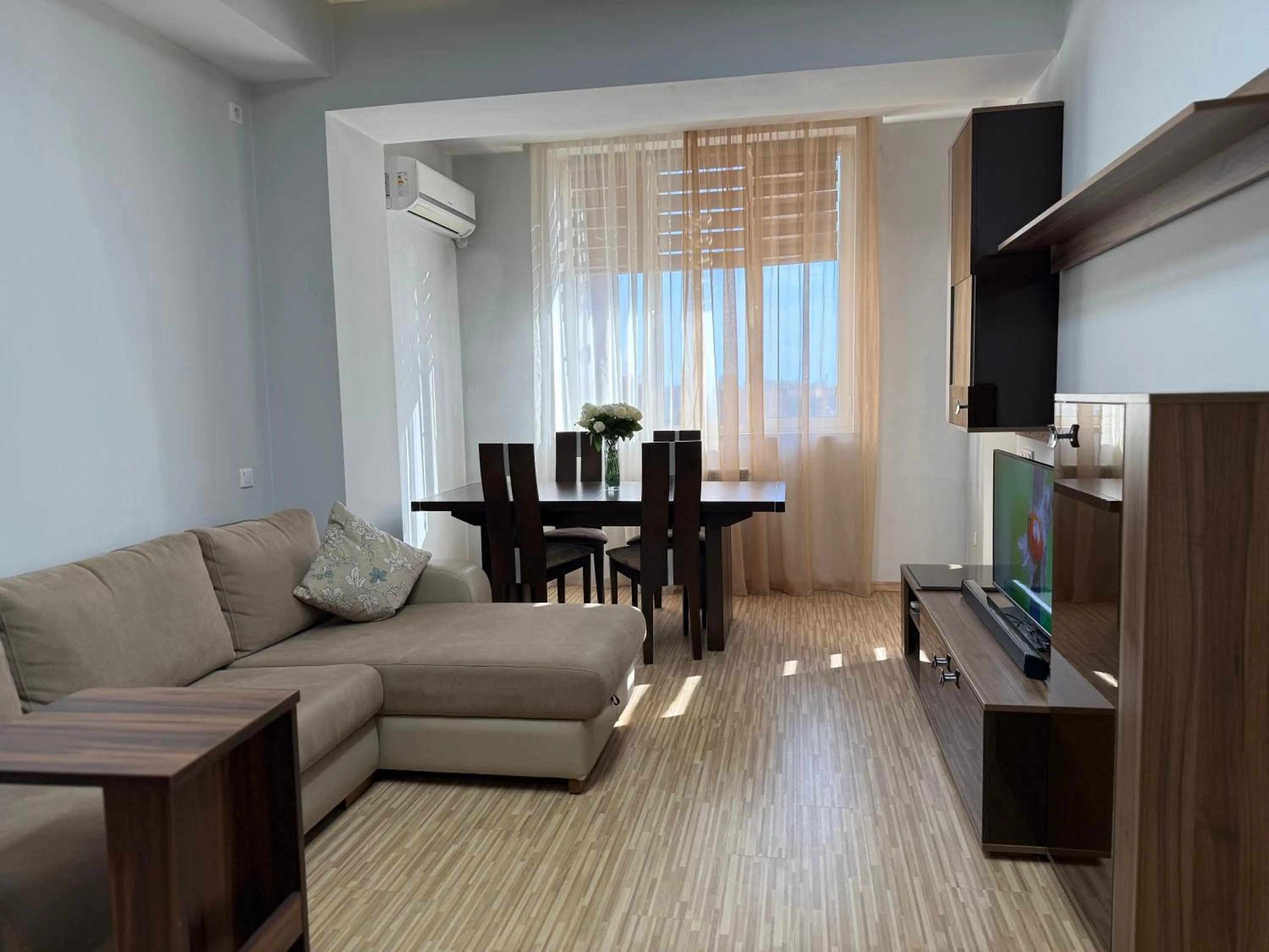 TV and multimedia in Sweet Home Apart-Hotel