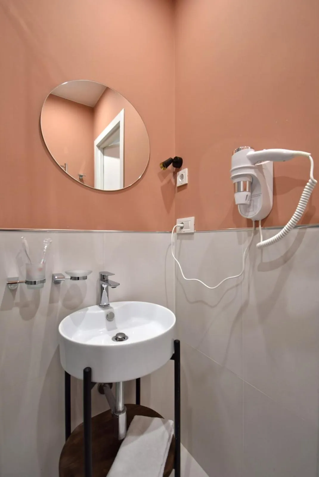 Shower in Sweet Home Apart-Hotel