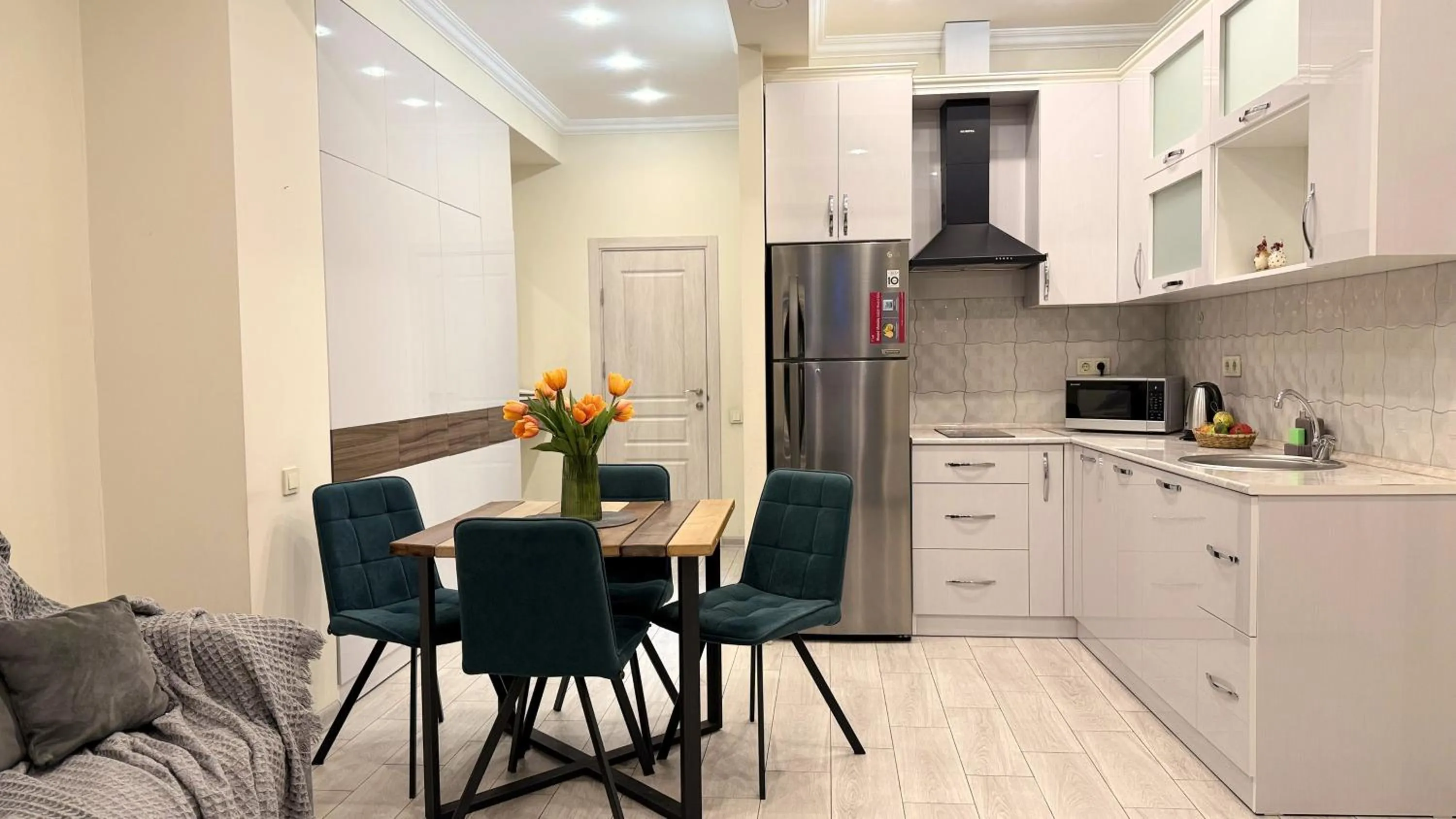 Kitchen or kitchenette in Sweet Home Apart-Hotel