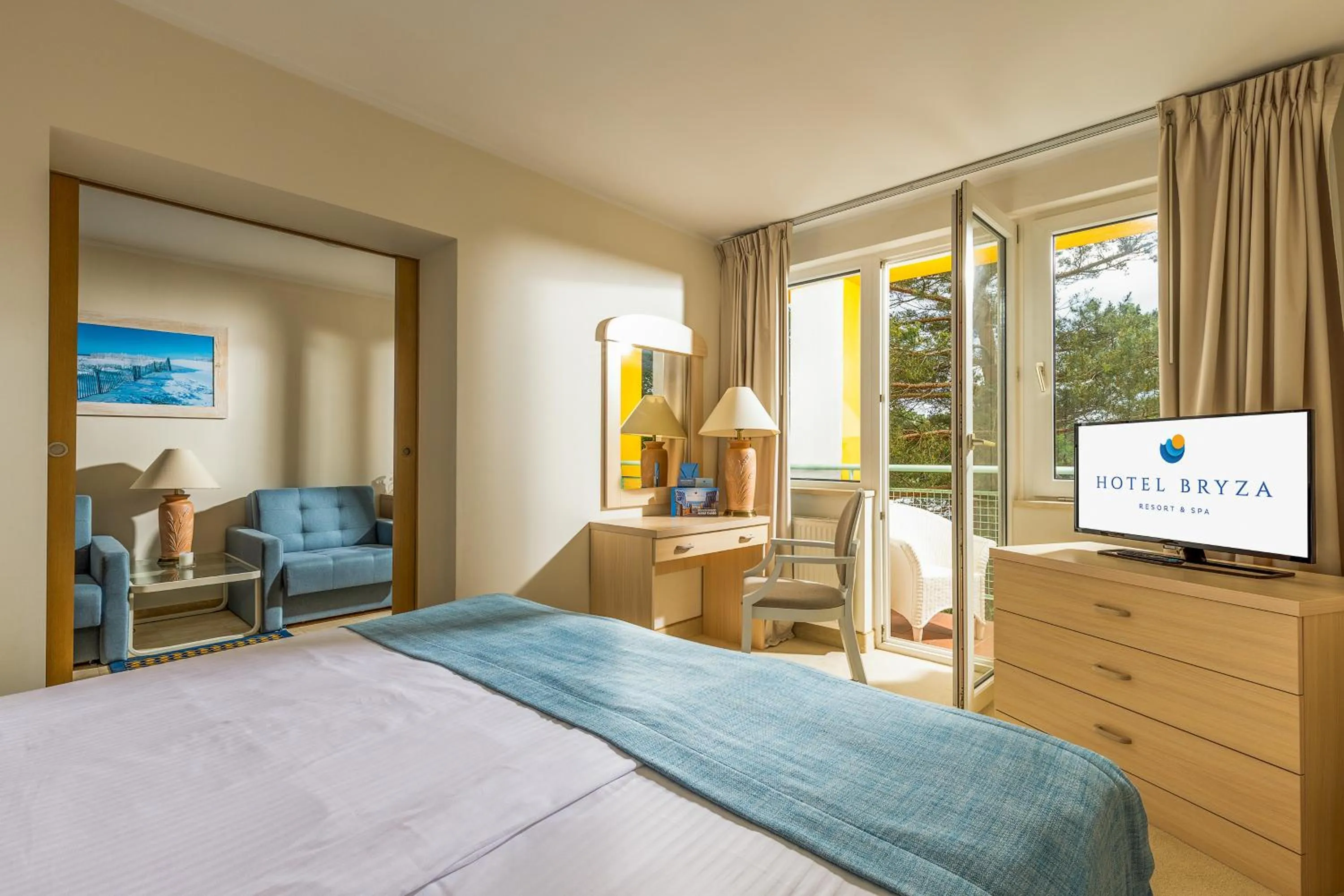 Bed in Hotel Bryza Resort & Spa