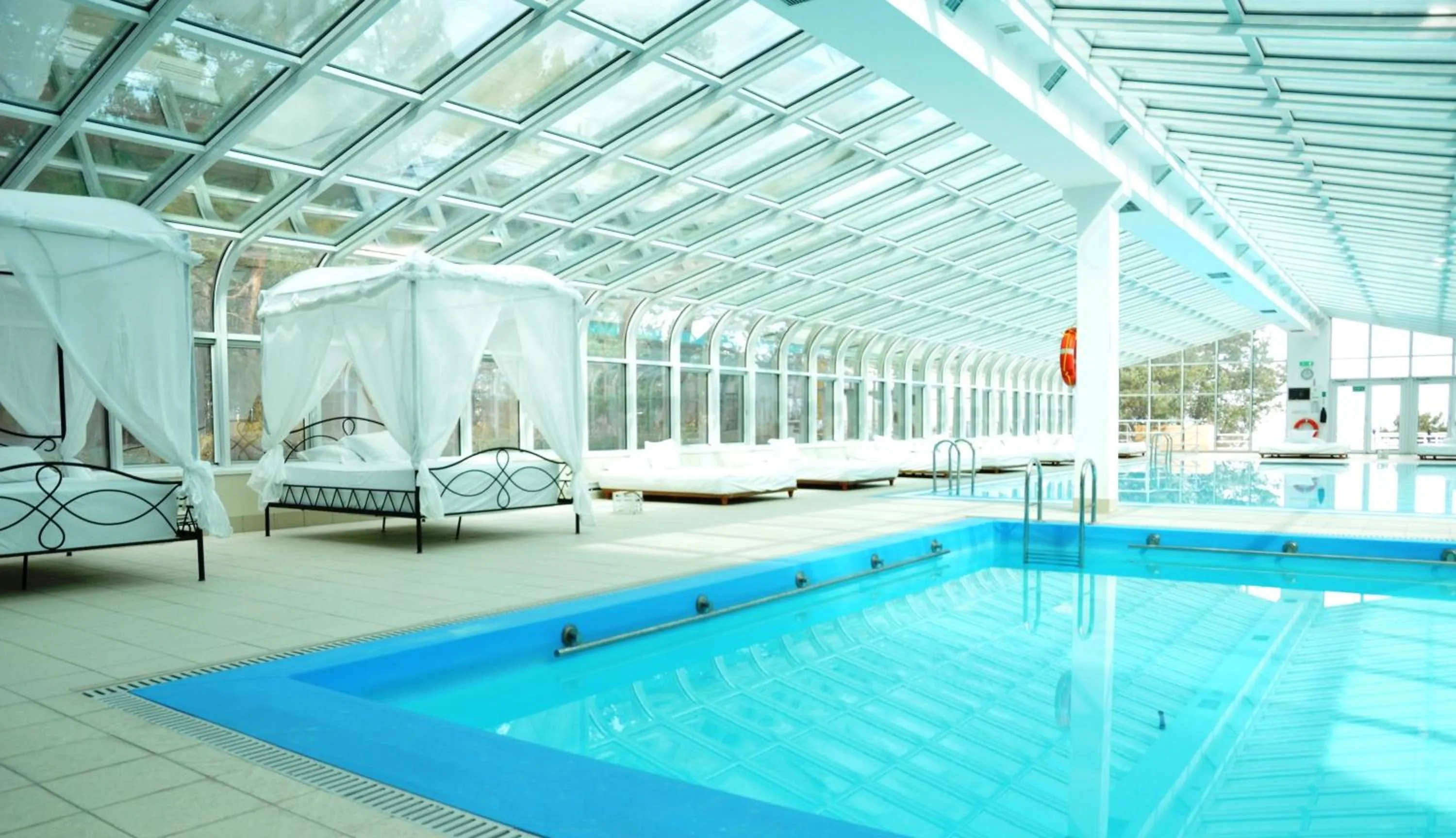 Day in Hotel Bryza Resort & Spa