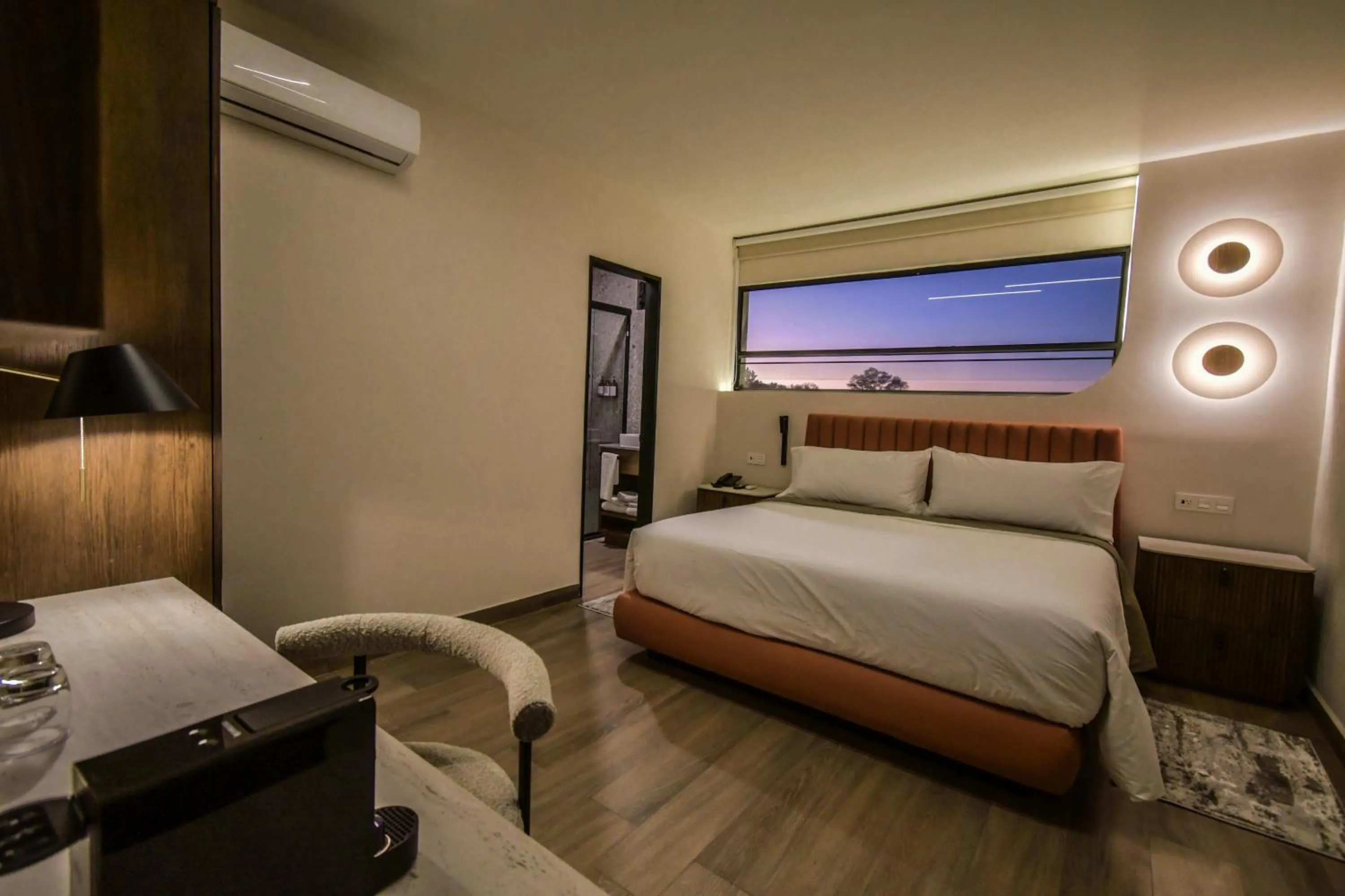 Bed in Expo Satelite 2750 Hotel & Suites