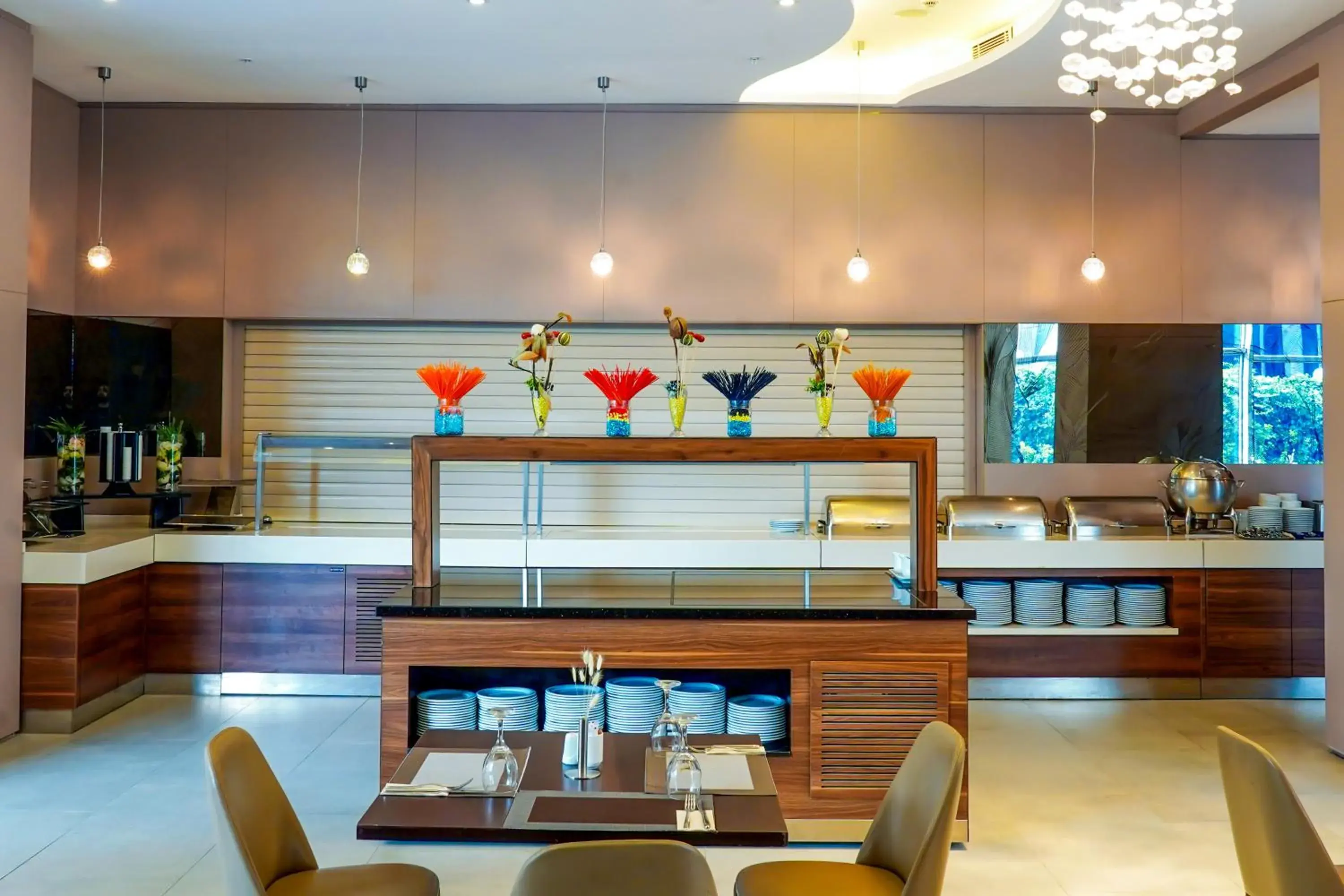 Restaurant/places to eat in Ramada Encore Istanbul Bayrampasa Restaurant/places to eat in Ramada Encore Istanbul Bayrampasa
