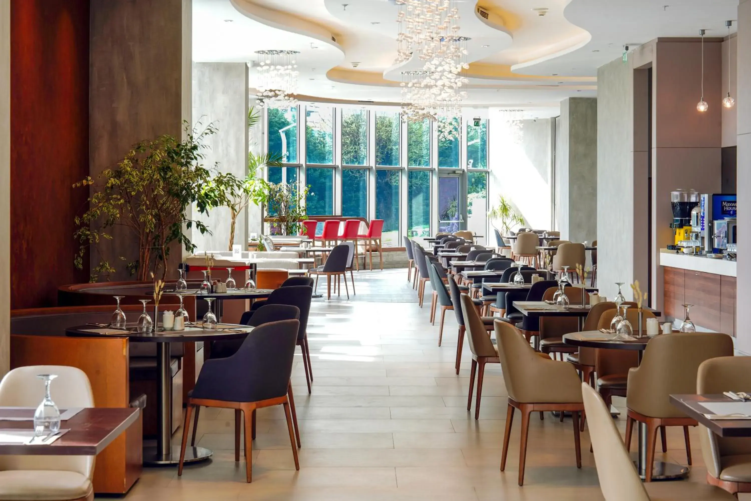 Restaurant/places to eat in Ramada Encore Istanbul Bayrampasa Restaurant/places to eat in Ramada Encore Istanbul Bayrampasa