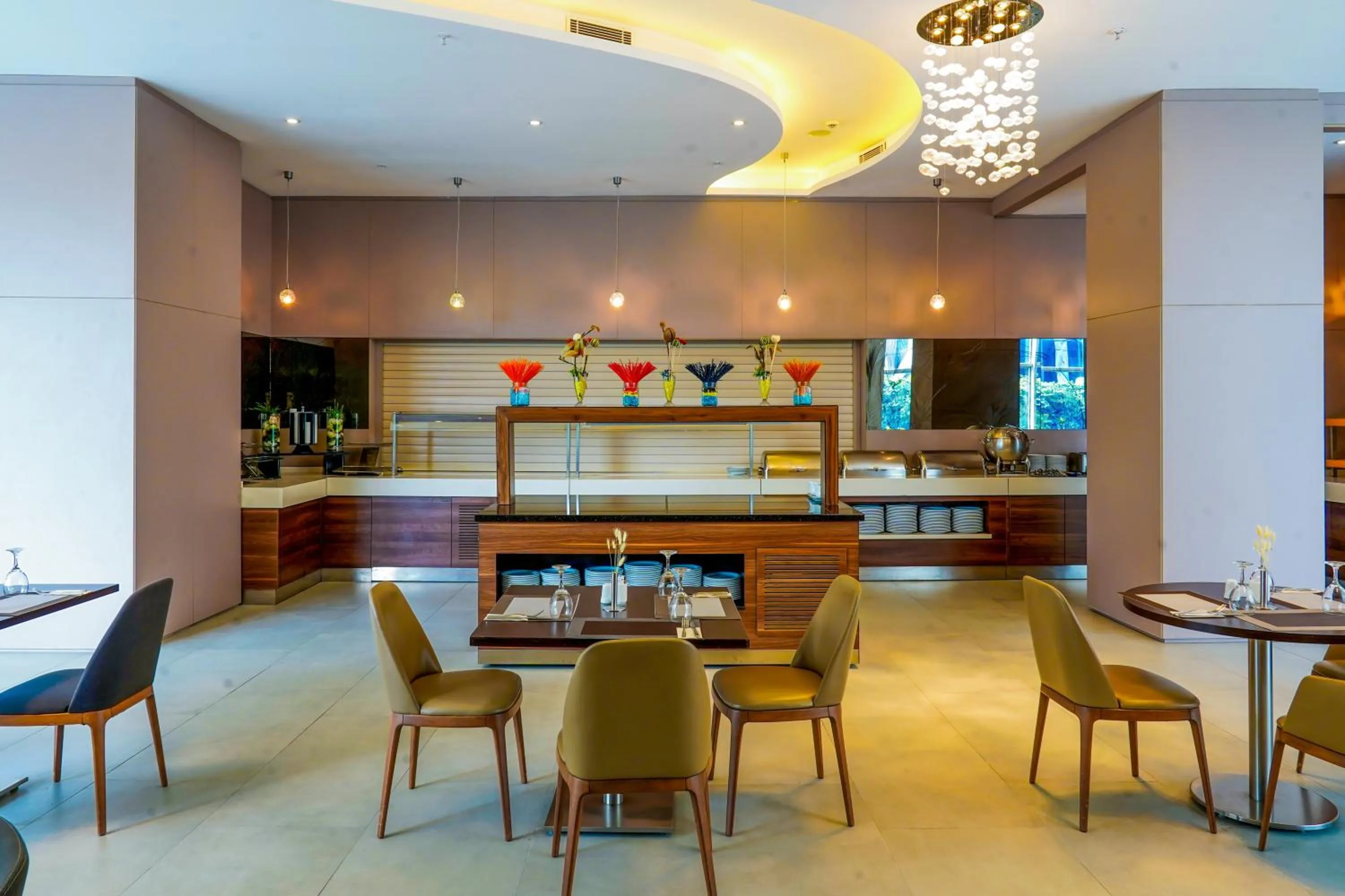 Restaurant/places to eat in Ramada Encore Istanbul Bayrampasa