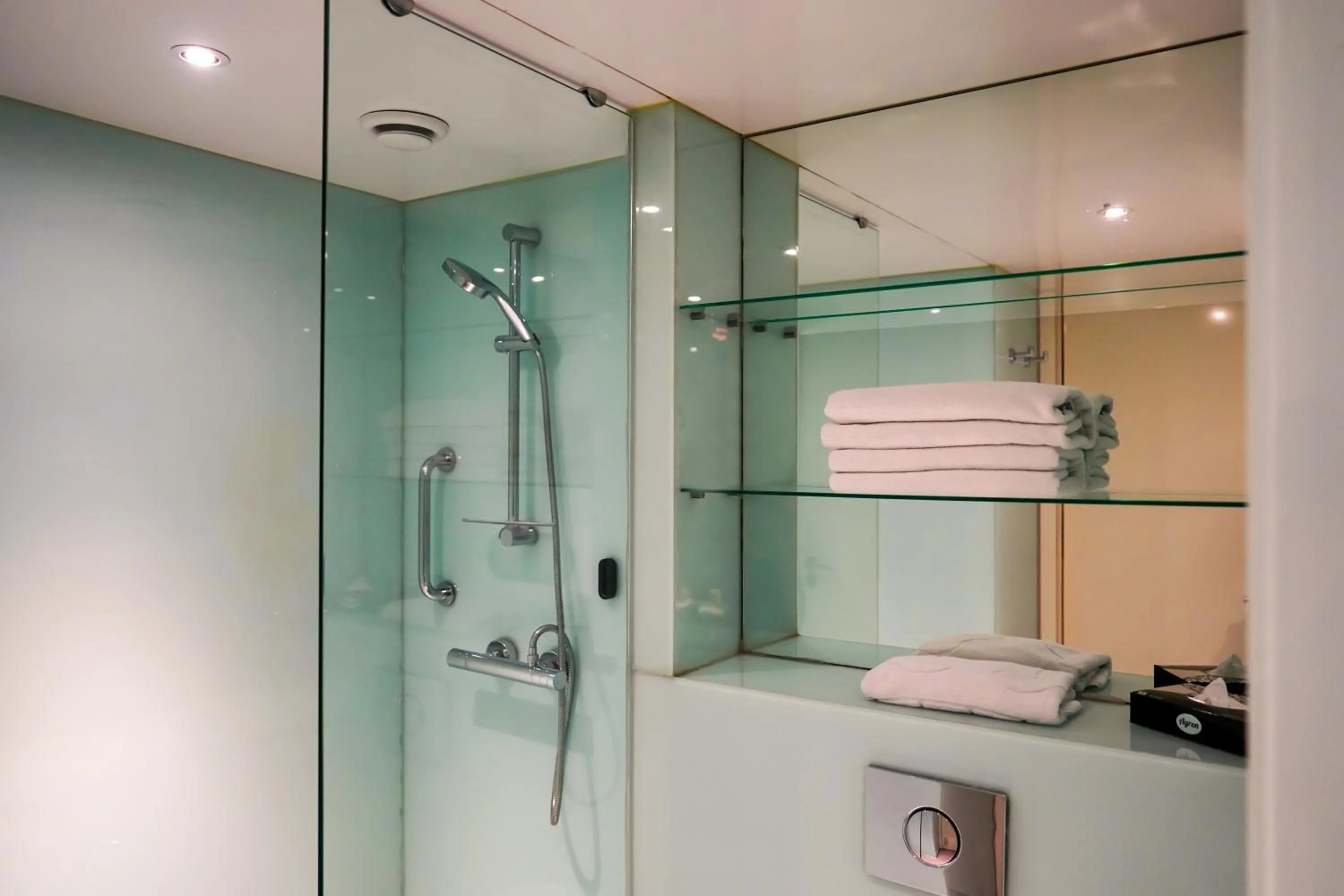 Bathroom in Ramada Encore Istanbul Bayrampasa