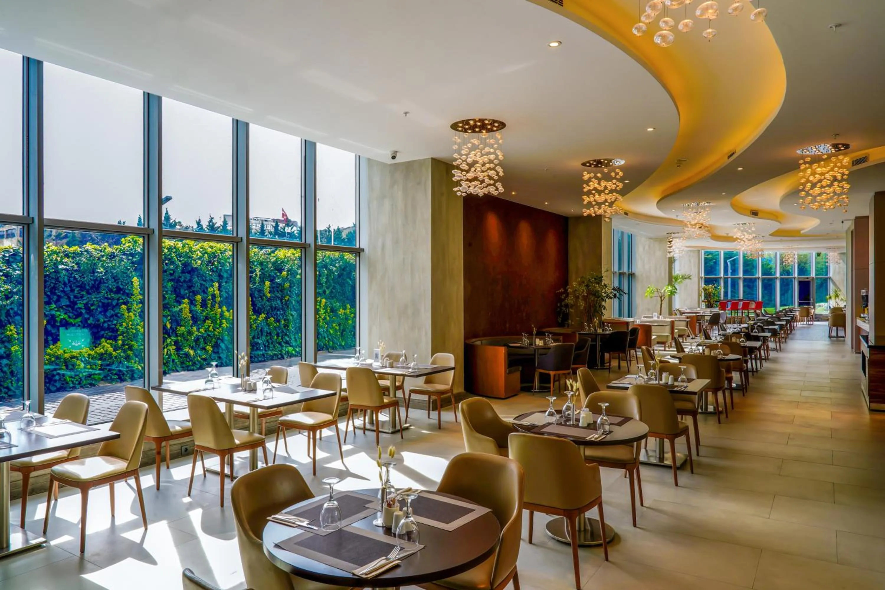 Restaurant/places to eat in Ramada Encore Istanbul Bayrampasa