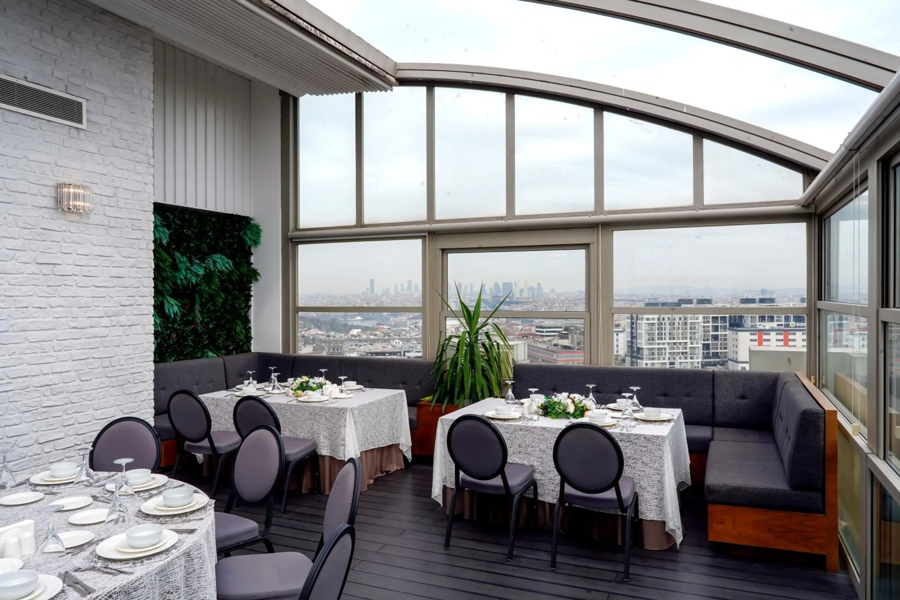 Banquet/Function facilities in Ramada Encore Istanbul Bayrampasa