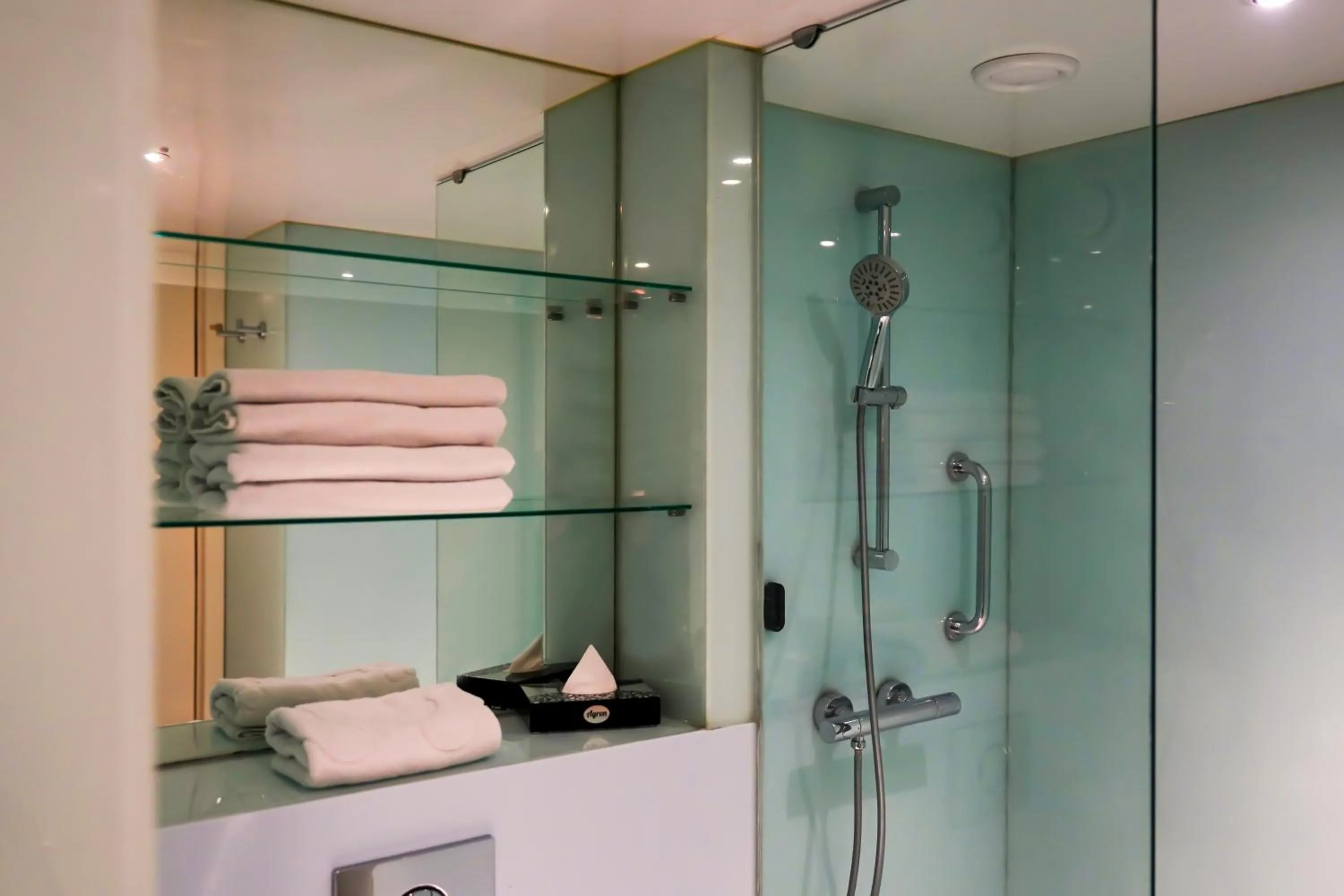 Bathroom in Ramada Encore Istanbul Bayrampasa