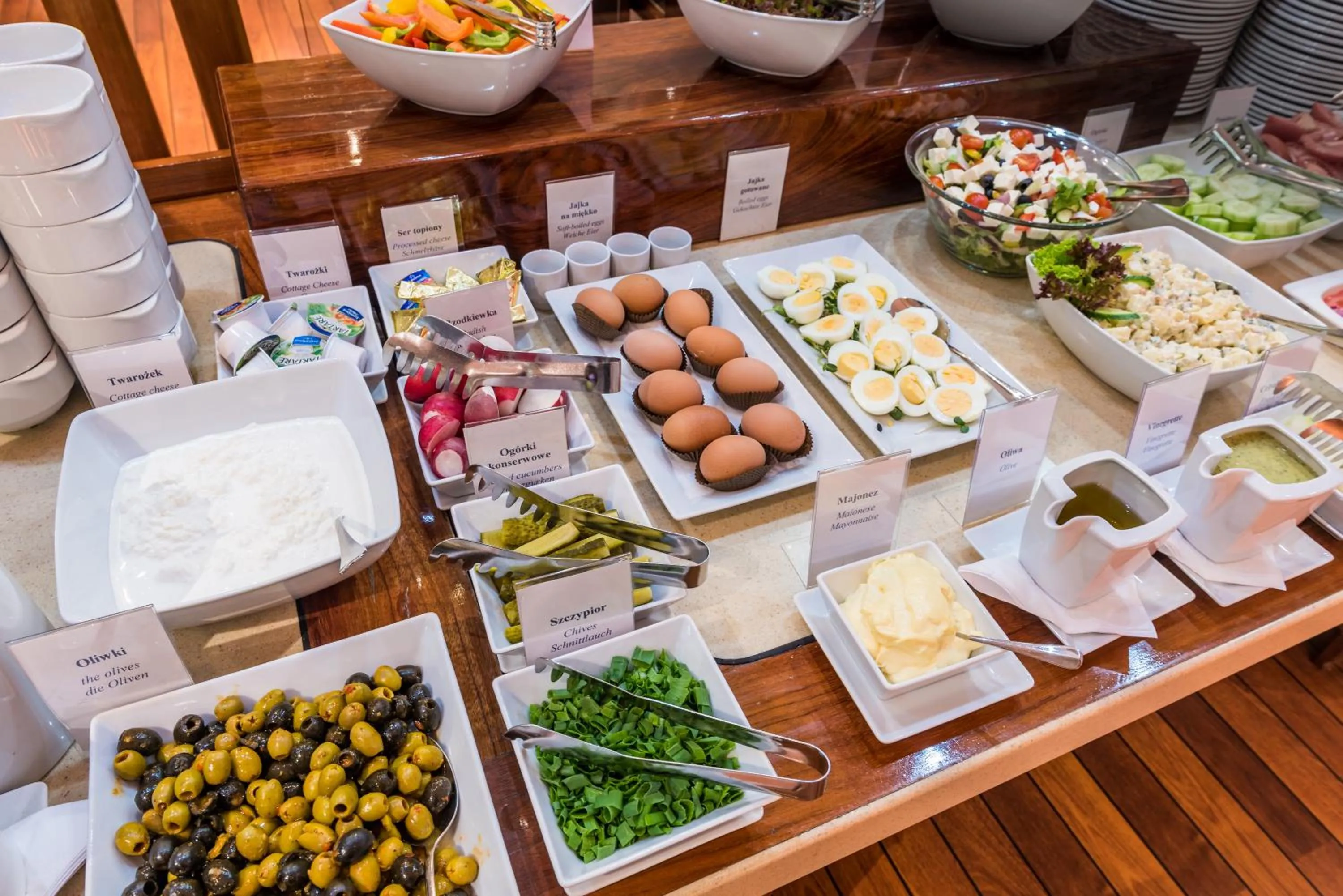 Buffet breakfast in Hotel Filmar