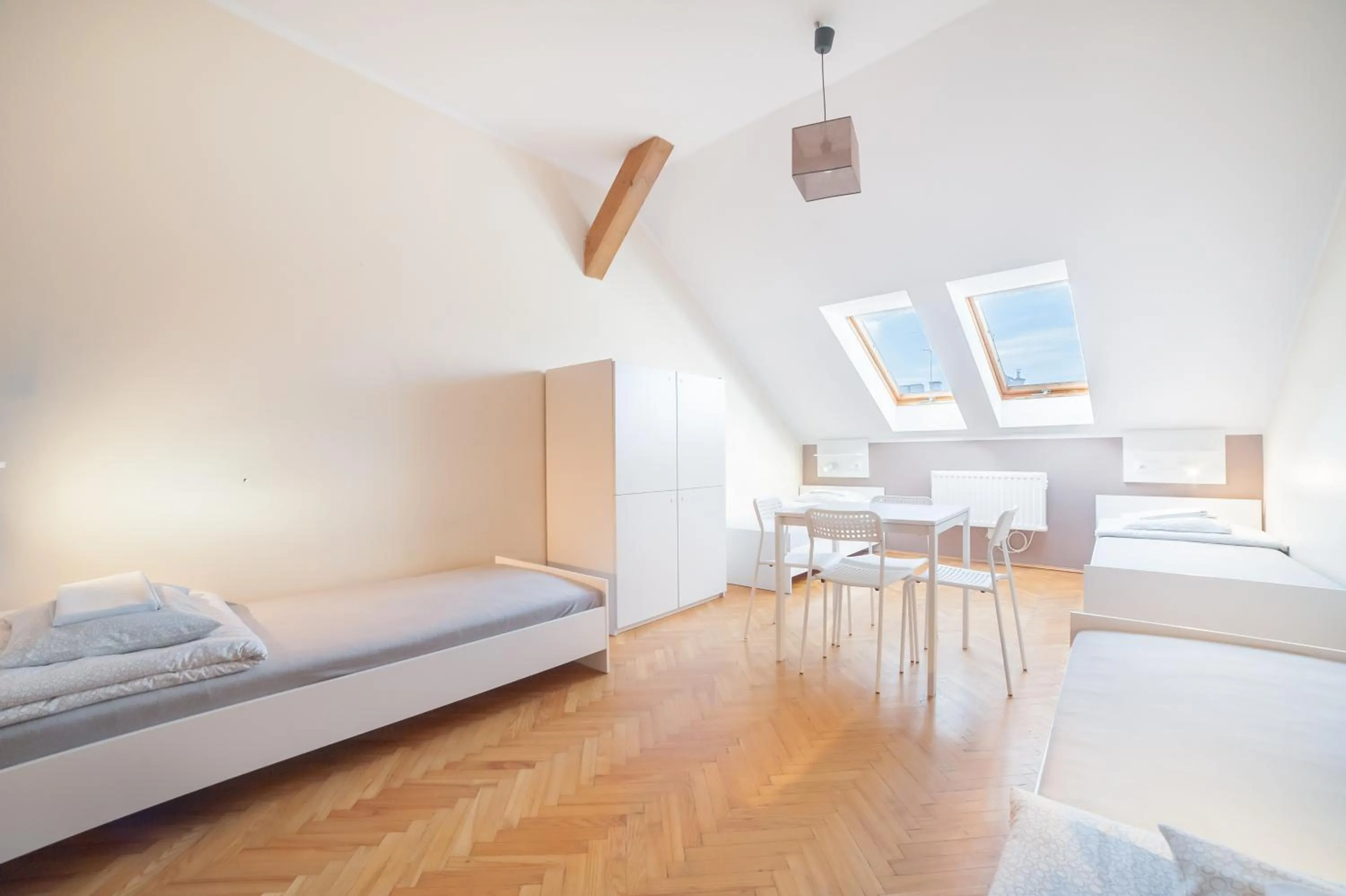 Bed in Dizzy Daisy Hostel