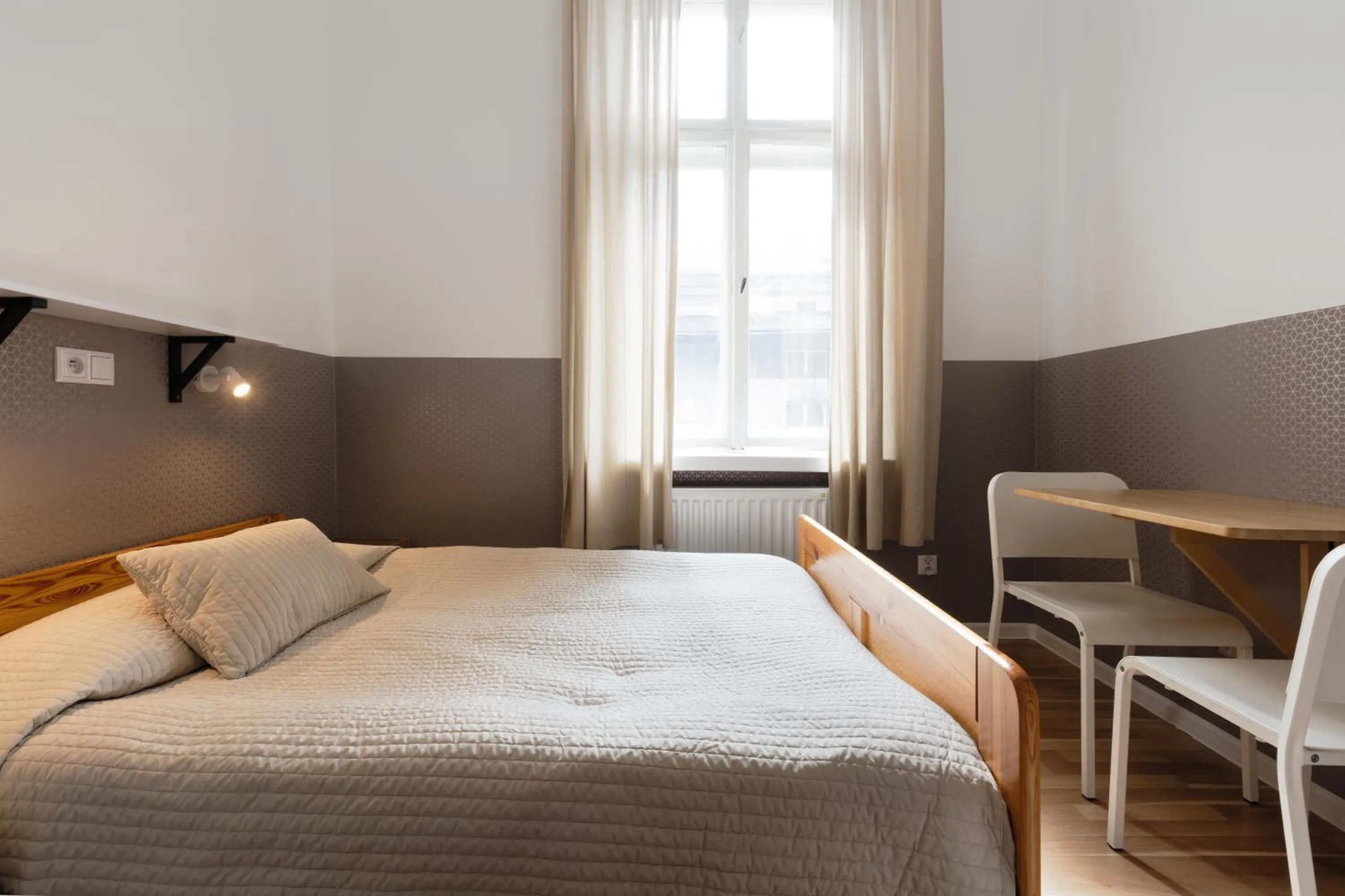 Photo of the whole room, Bed in Dizzy Daisy Hostel