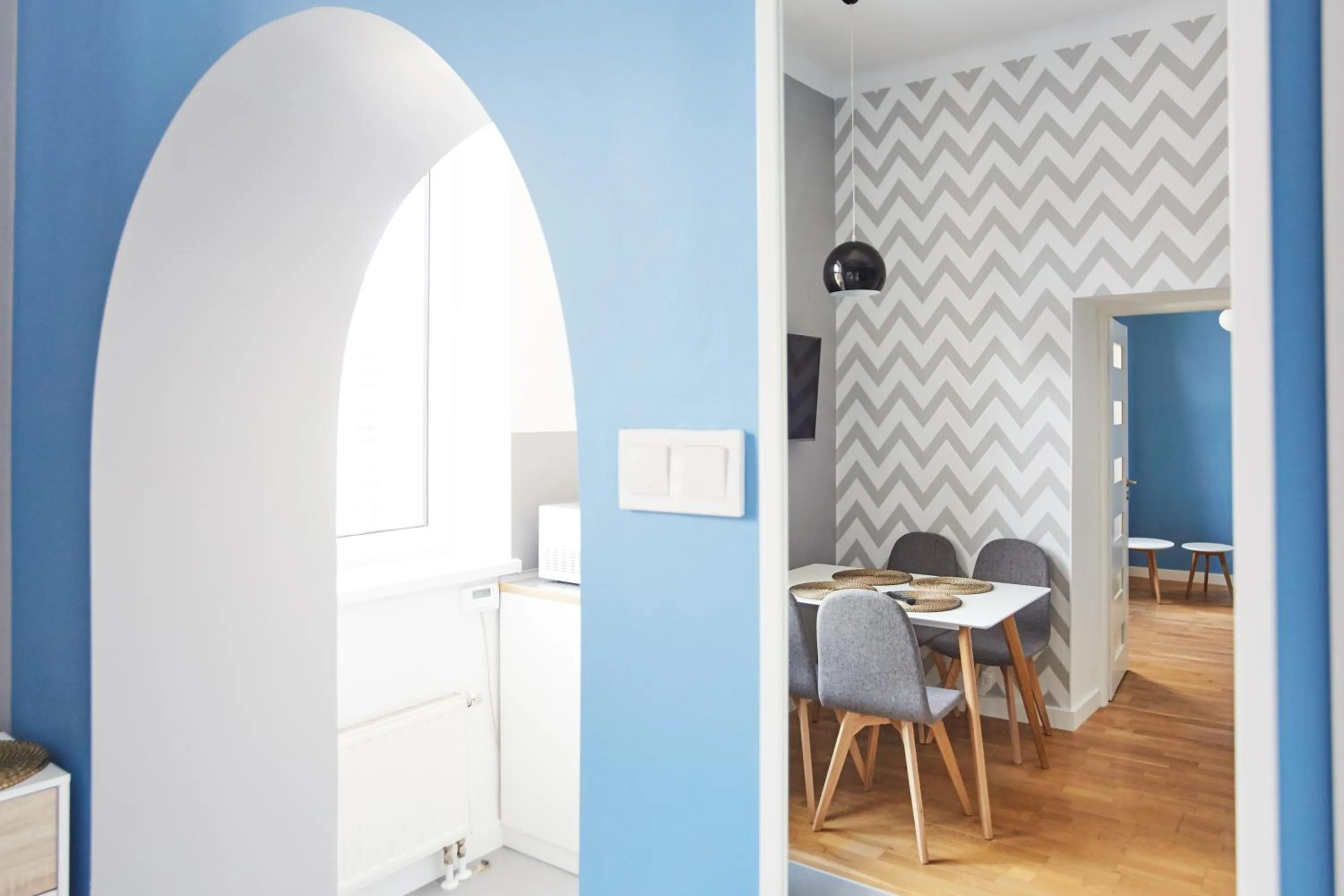 Photo of the whole room in Dizzy Daisy Hostel