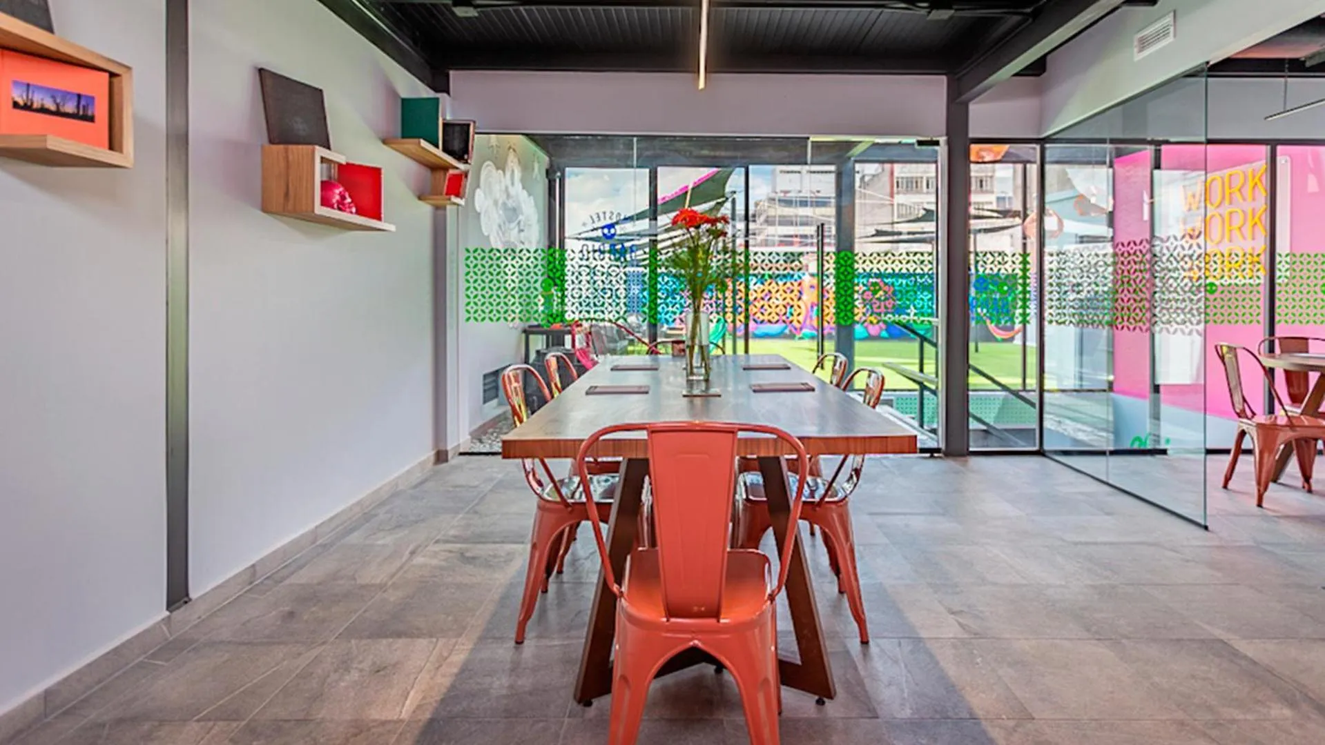 Business facilities in Barrio Downtown Mexico City Hostel