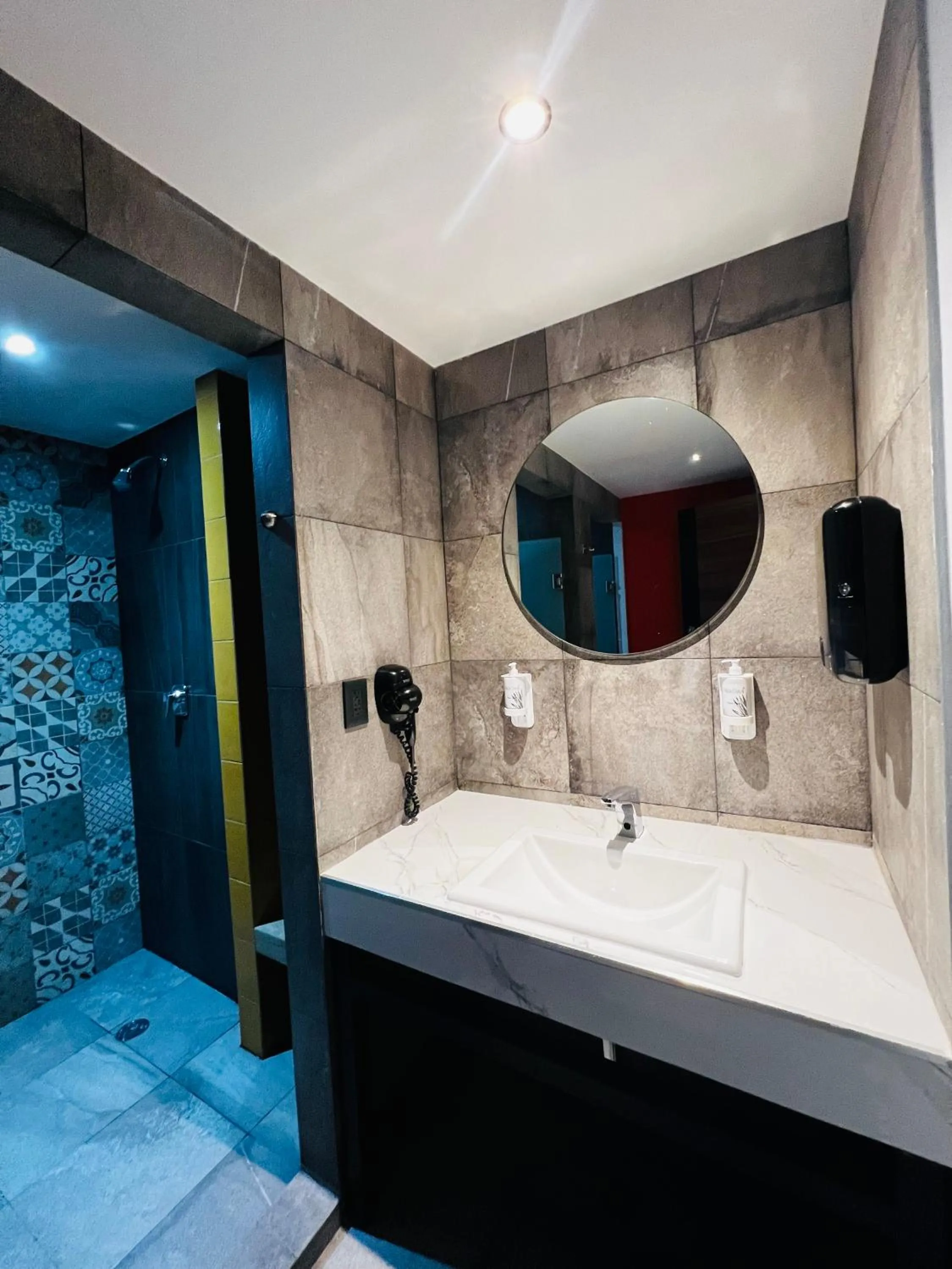 Toilet in Barrio Downtown Mexico City Hostel