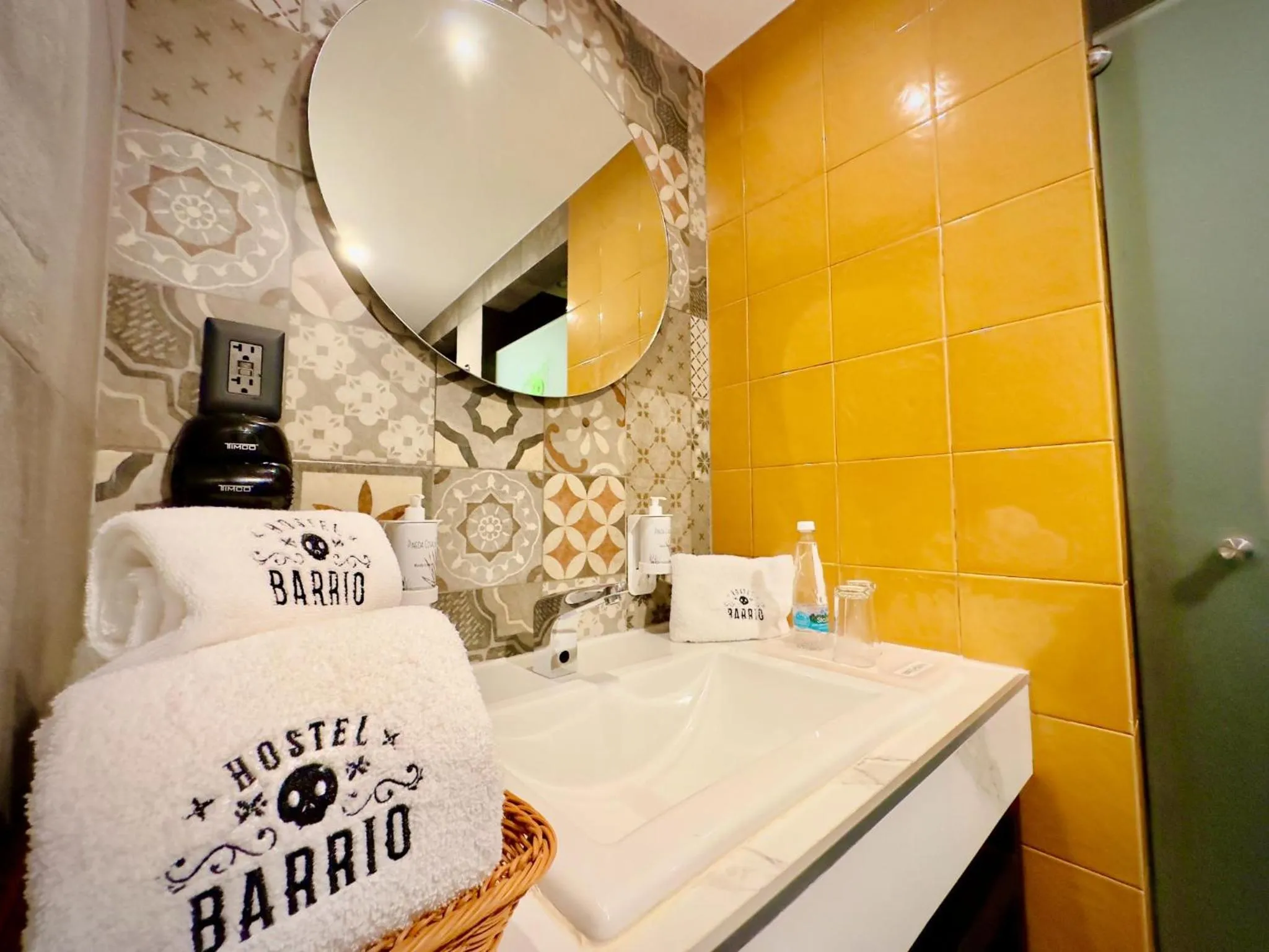 Toilet in Barrio Downtown Mexico City Hostel