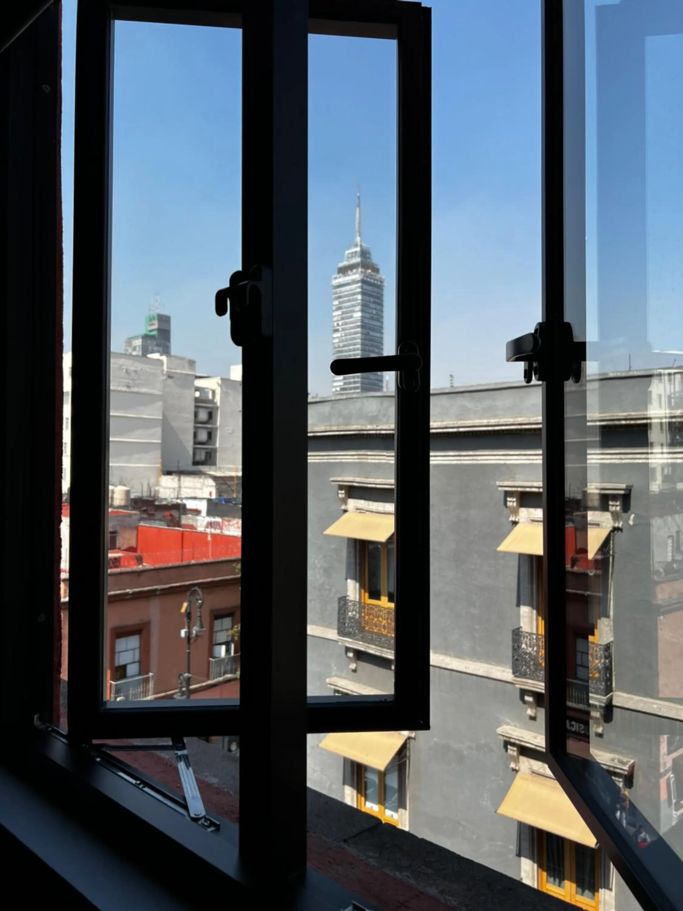 Seating area in Barrio Downtown Mexico City Hostel