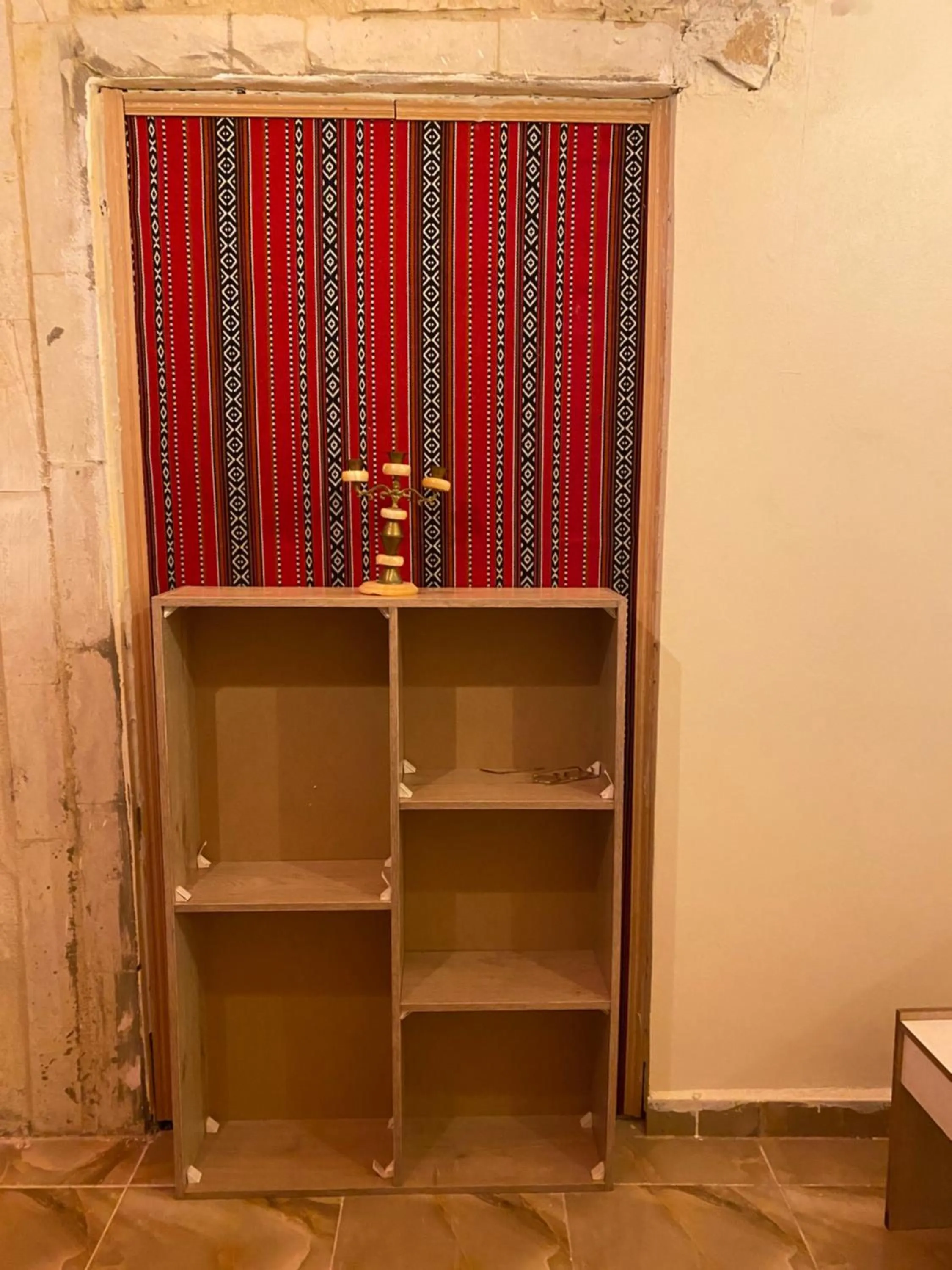 On-site shops in Nabati hostel