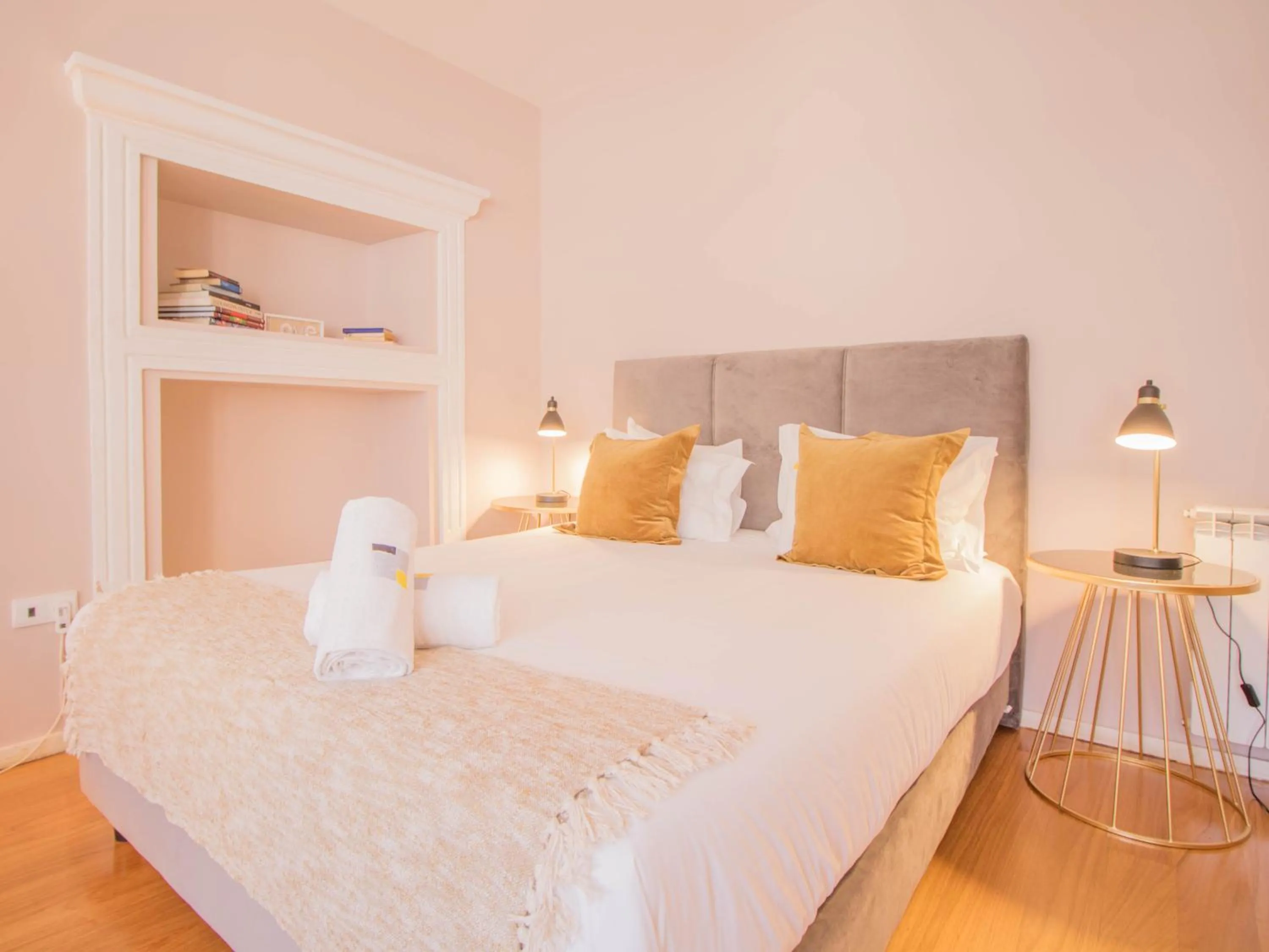 Balcony/Terrace, Bed in ALIBI by YoursPorto