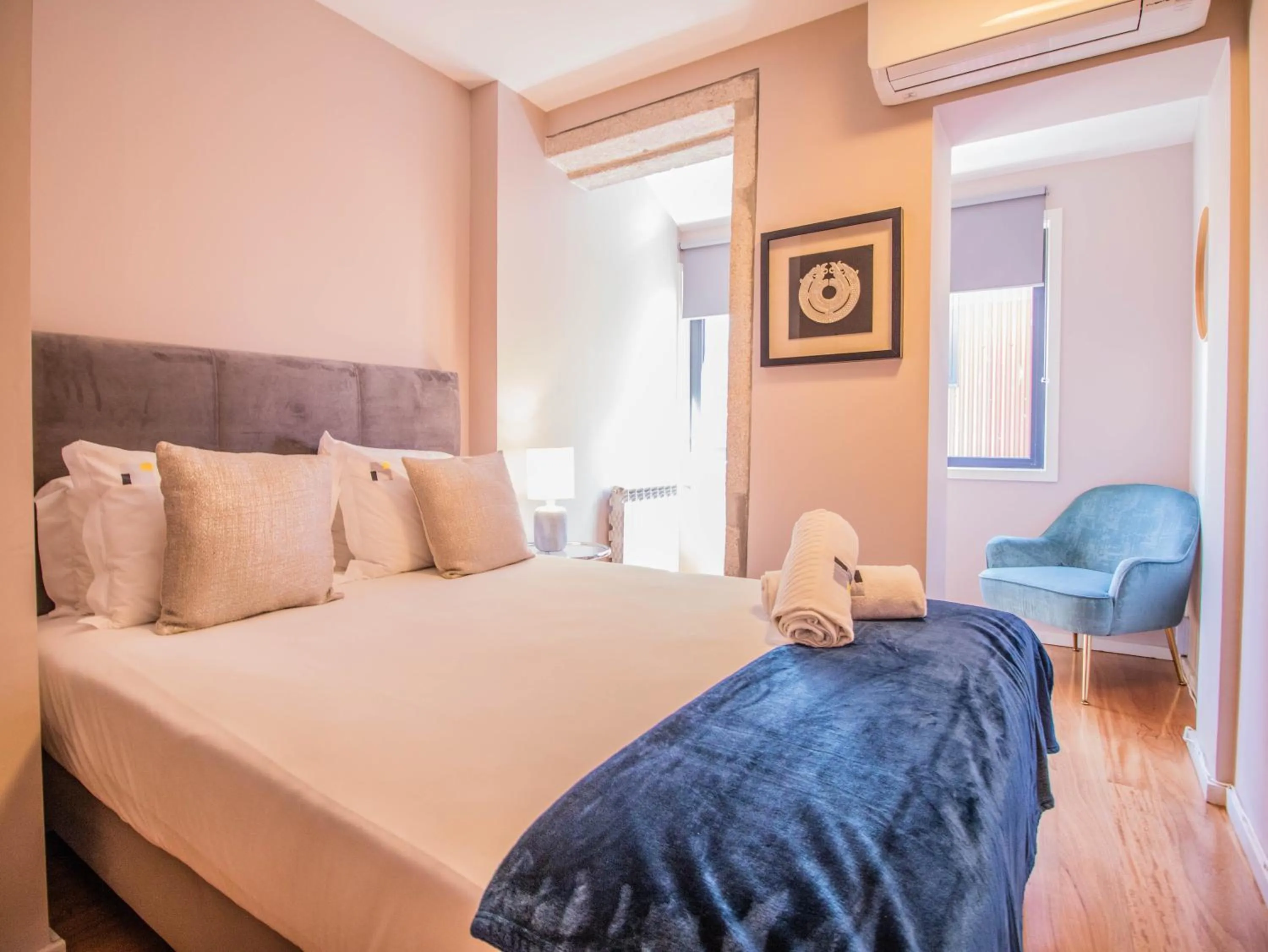 Decorative detail, Bed in ALIBI by YoursPorto