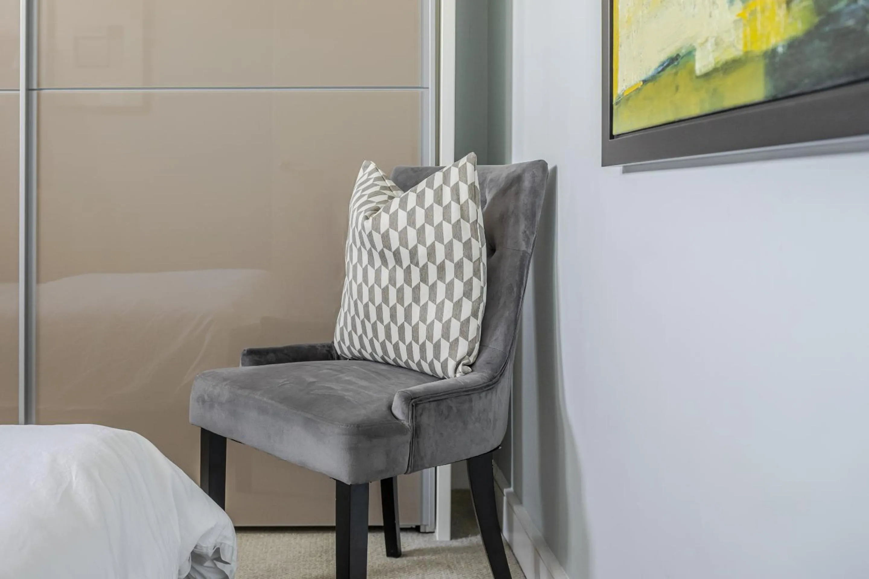 Bedroom in Luxurious 1 Bed House, Free Parking, Braintree Town with Sky TV