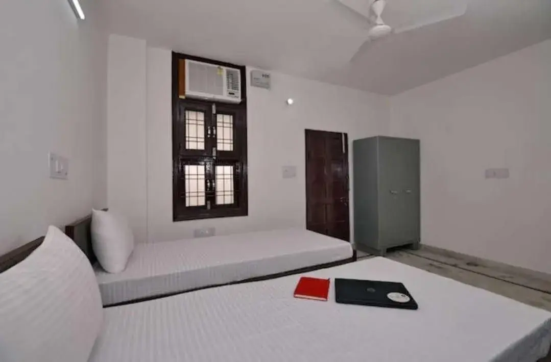 Hotel O POP Royal Guest House Near Omaxe Celebration Mall Hotel O POP Royal Guest House Near Omaxe Celebration Mall