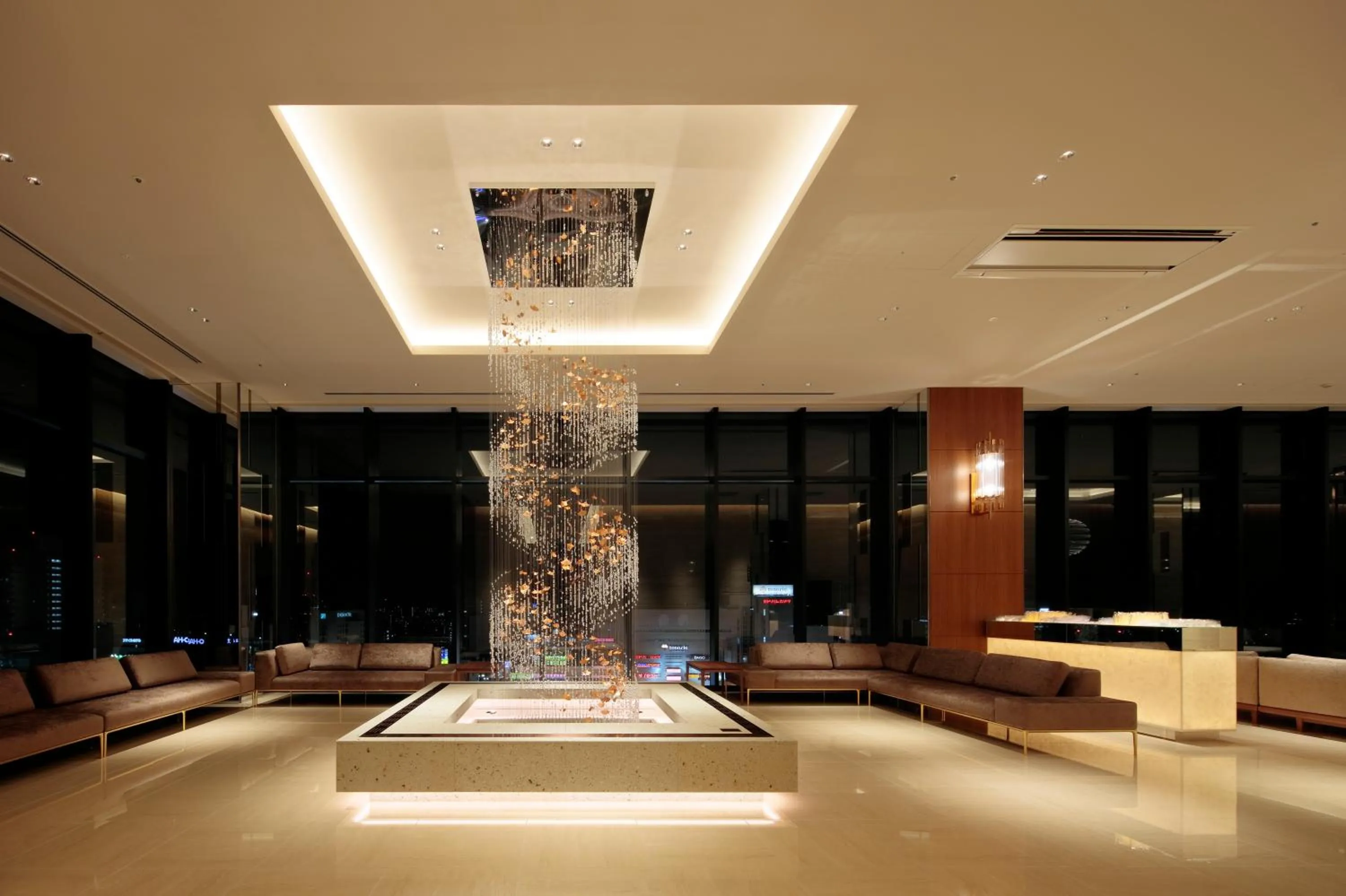 Lobby or reception in Candeo Hotel Utsunomiya