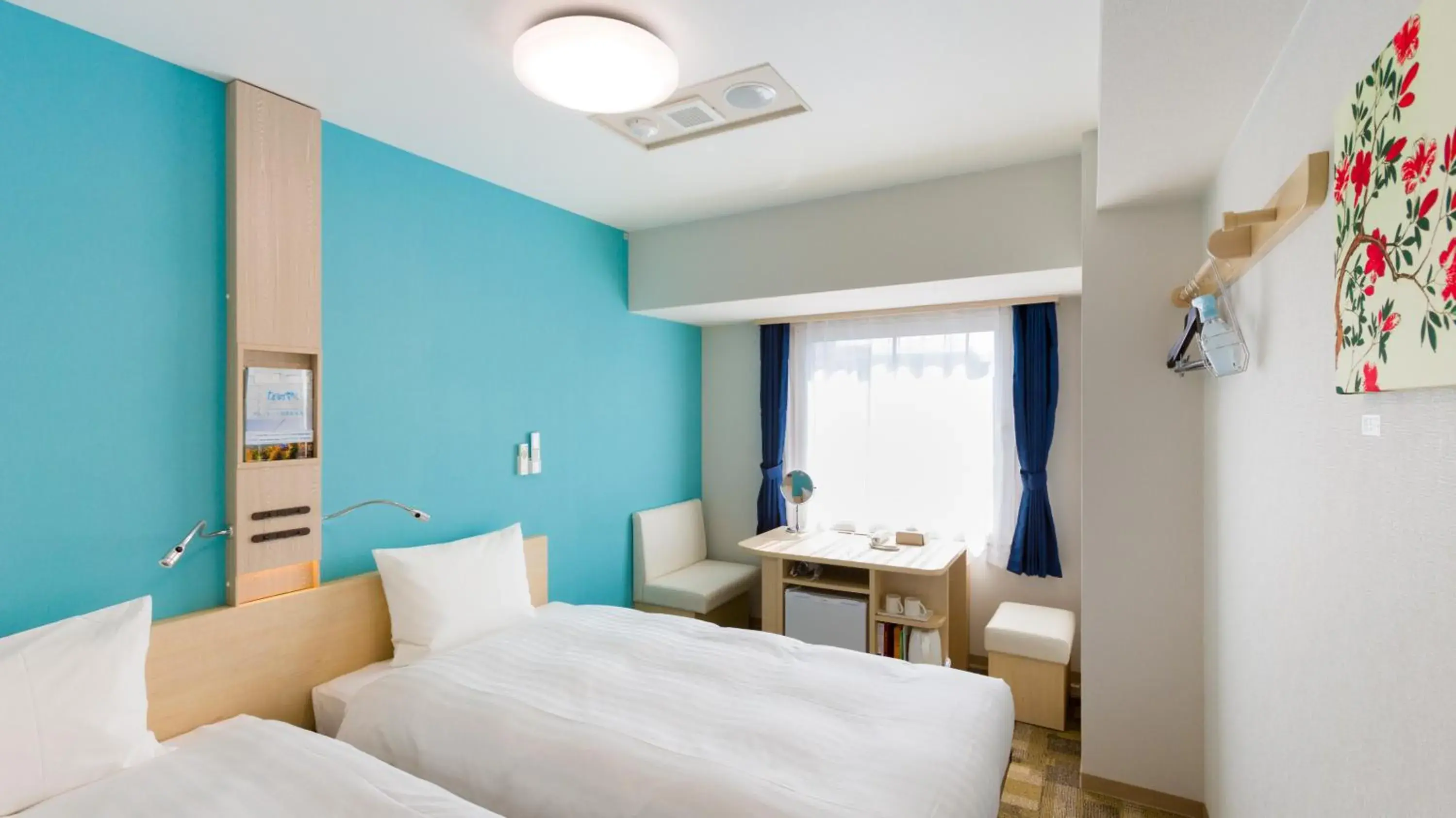 Bedroom, Bed in Toyoko Inn Tokyo Keio-sen Higashi-fuchu-eki Kita-guchi Bedroom, Bed in Toyoko Inn Tokyo Keio-sen Higashi-fuchu-eki Kita-guchi