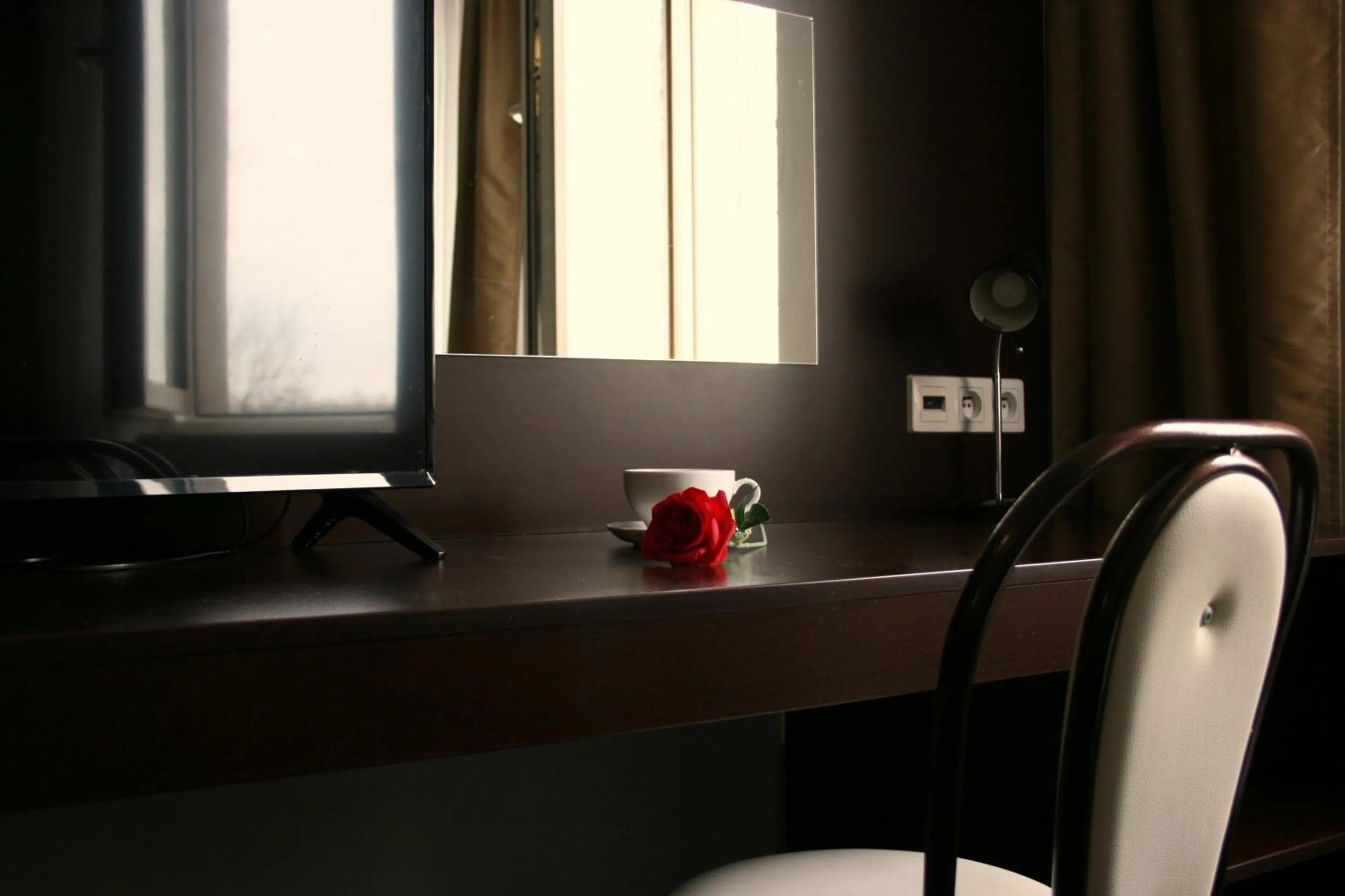 TV and multimedia in Hotel Junior 2