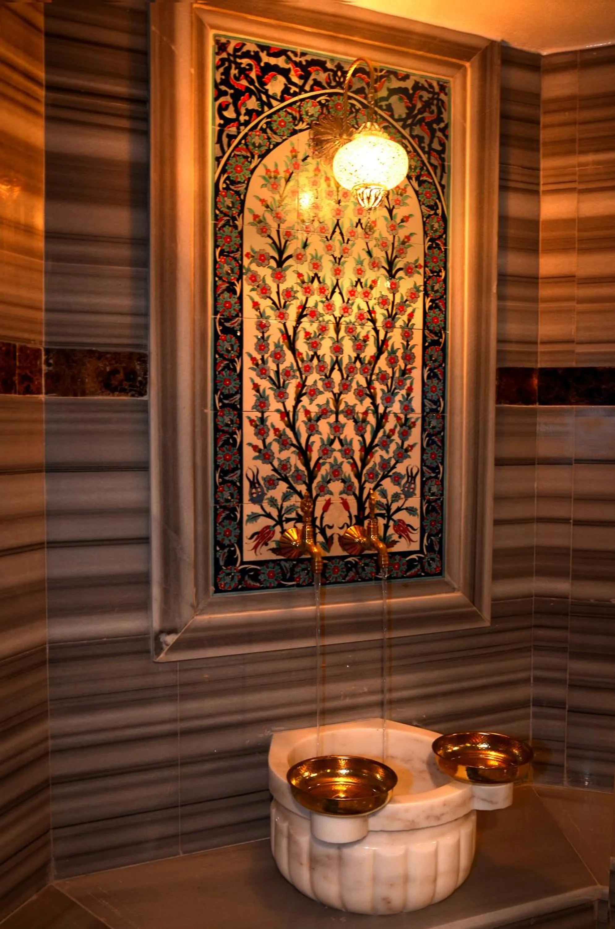 Public Bath in Çınarpark Hotel