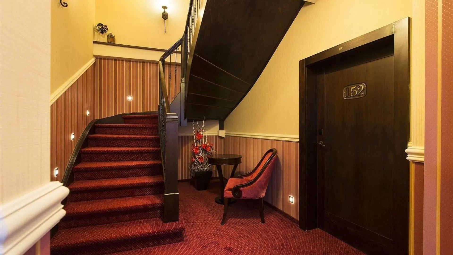 Property building in Hotel Dvorana