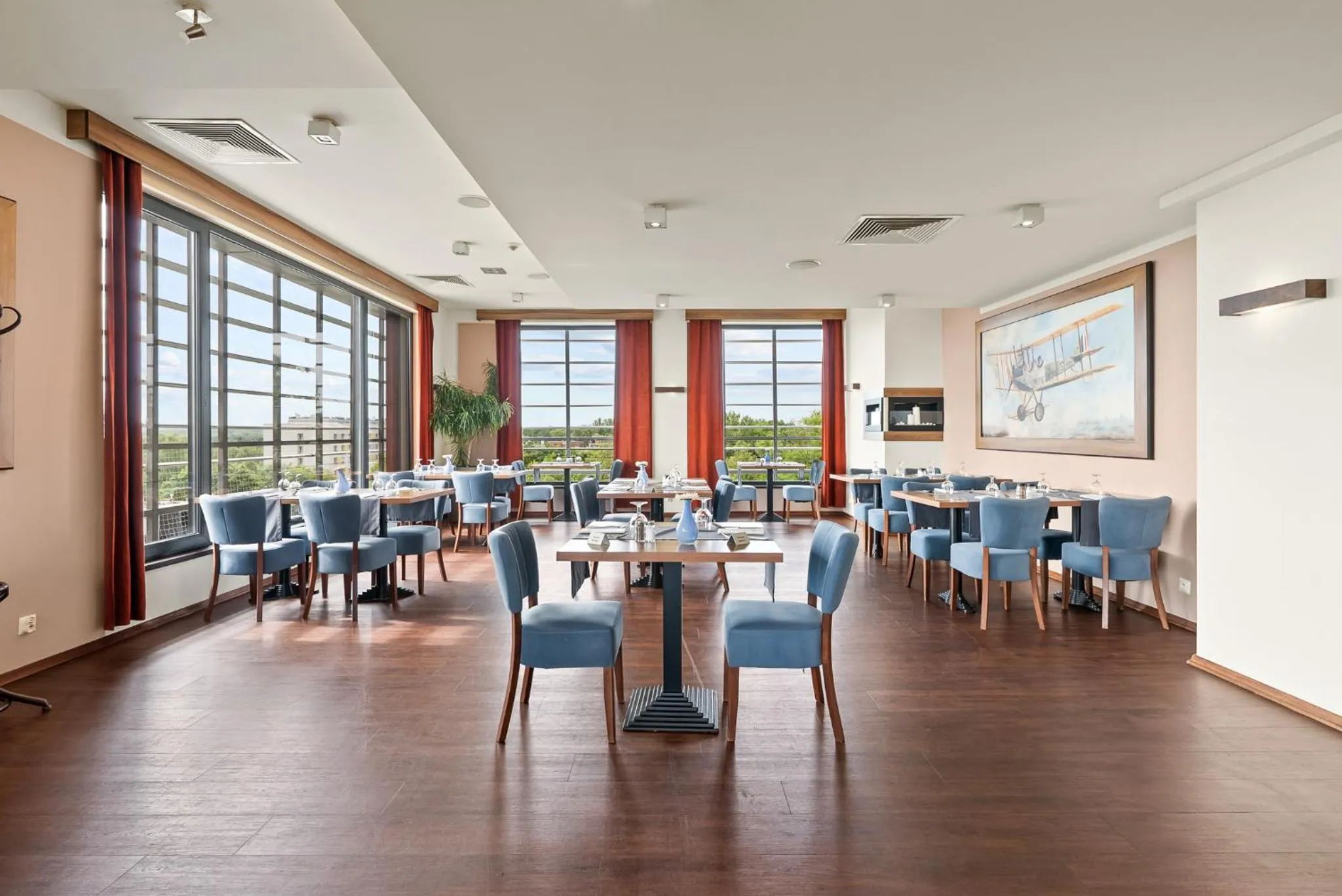 Restaurant/places to eat in Park Hotel Diament Katowice