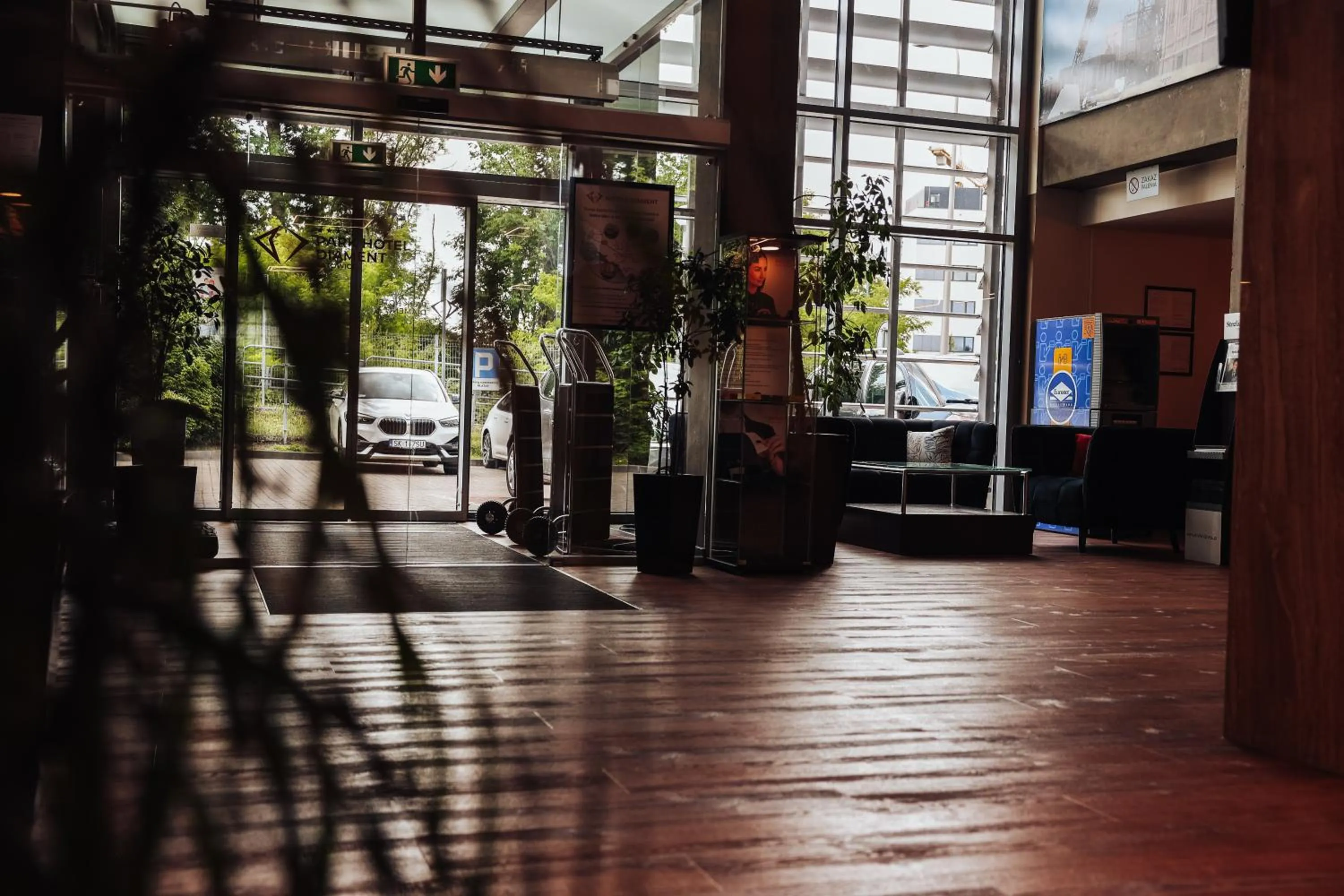 Facade/entrance in Park Hotel Diament Katowice