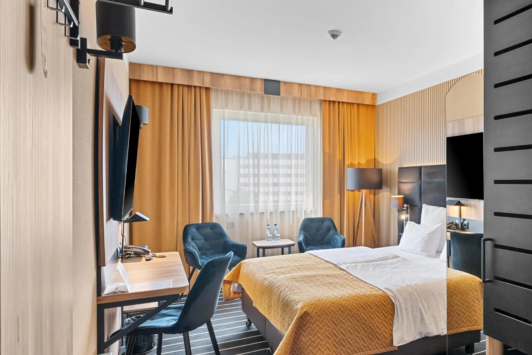 Photo of the whole room, Bed in Park Hotel Diament Katowice