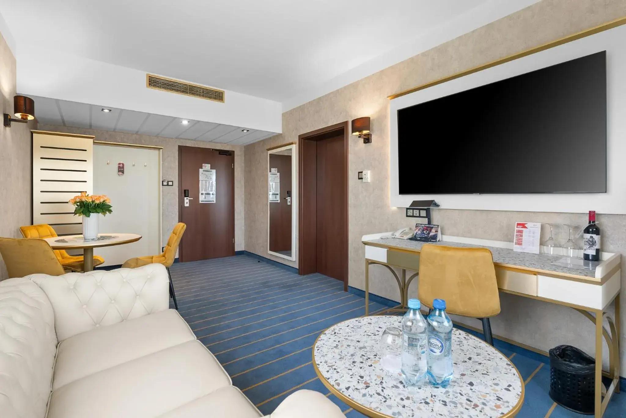 Photo of the whole room in Park Hotel Diament Katowice Photo of the whole room in Park Hotel Diament Katowice