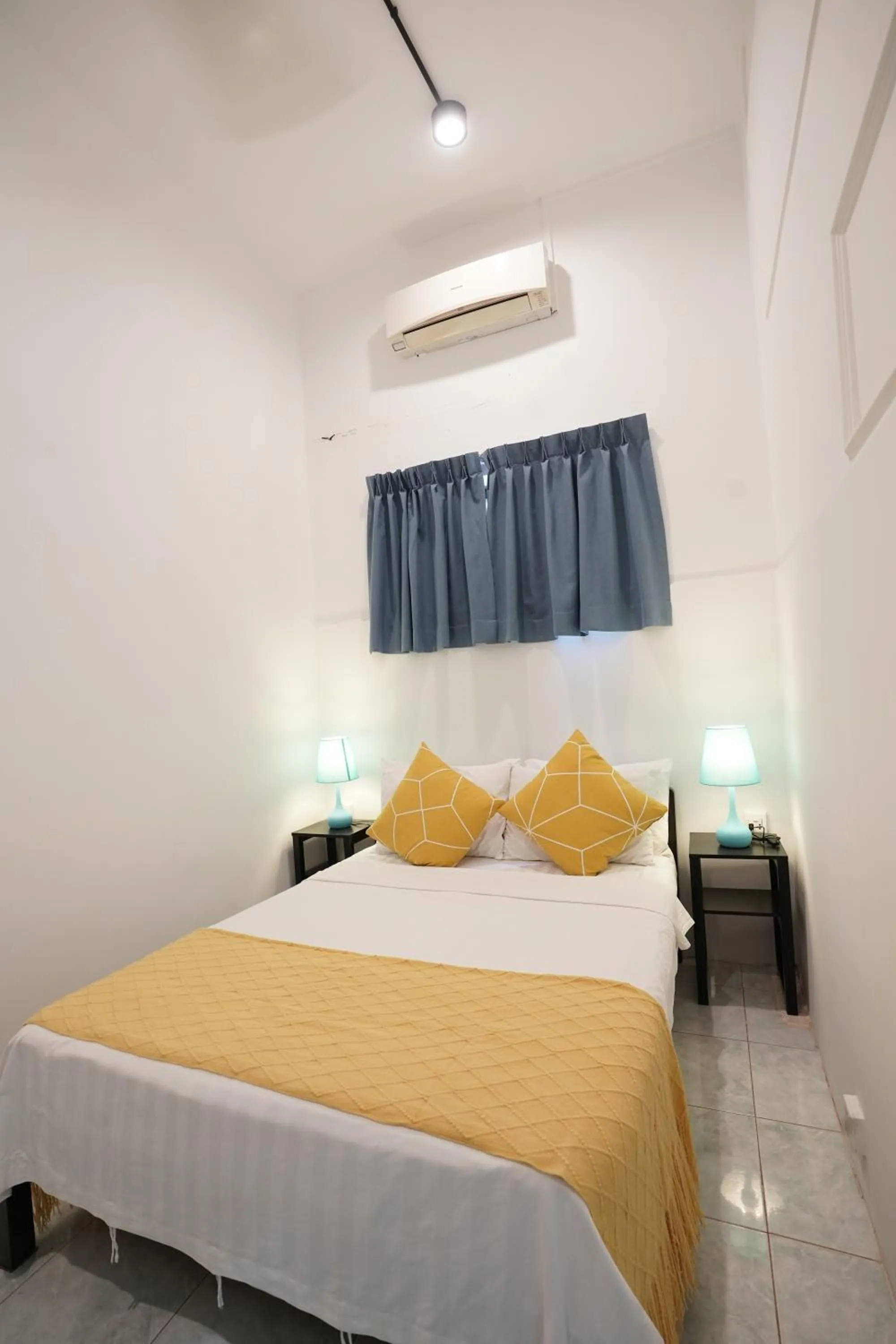 Bed in Birdcage Boutique