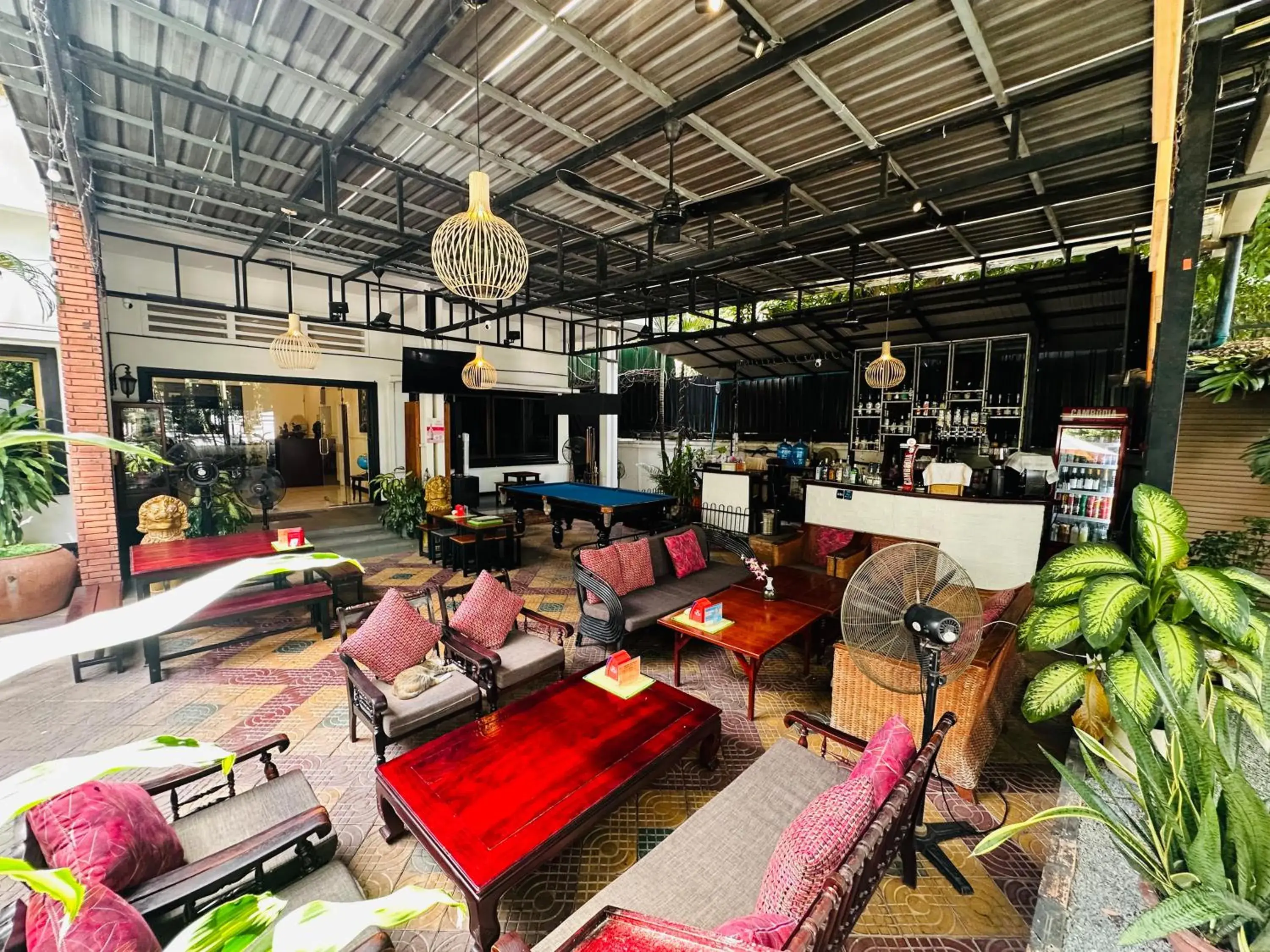 Property building in Birdcage Boutique Property building in Birdcage Boutique