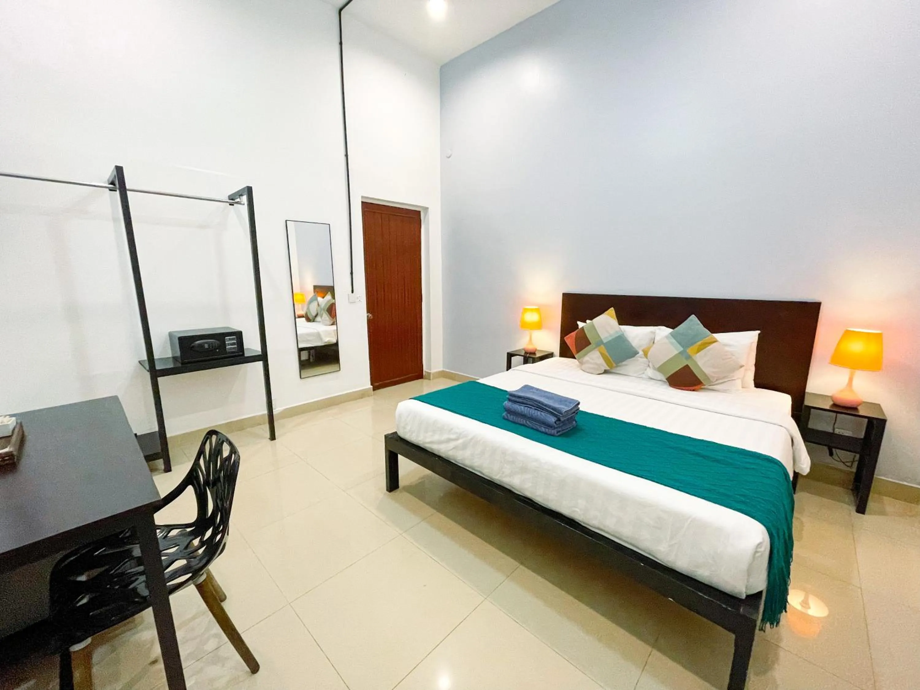 Bedroom, Bed in Birdcage Boutique