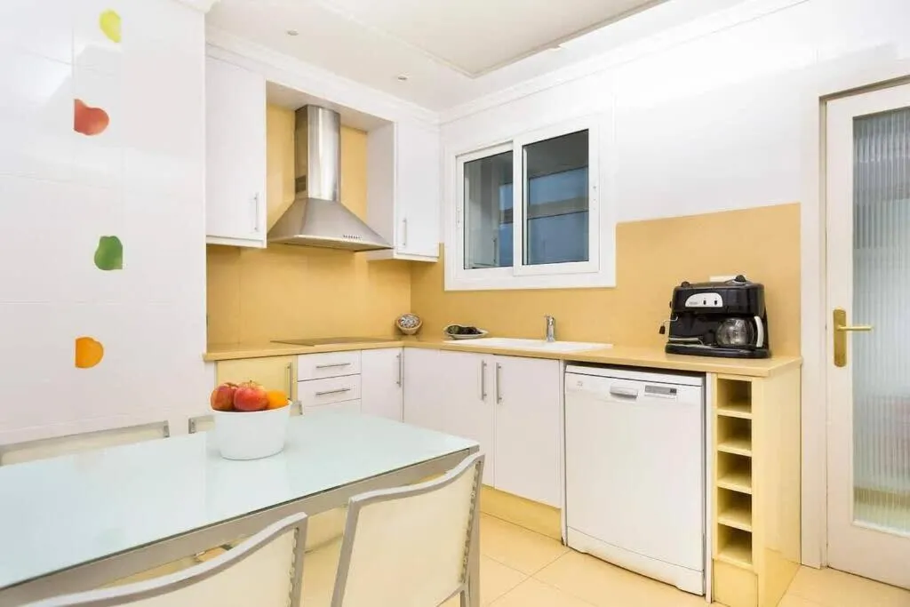 The Collection Barcelona - Central and Elegant 4 Bedroom by Placa Catalunya