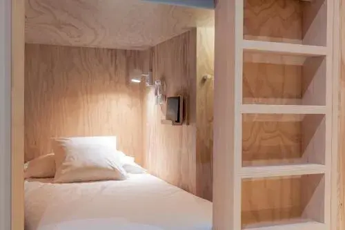 Colo Colo Hostel - Single Private Beds Colo Colo Hostel - Single Private Beds