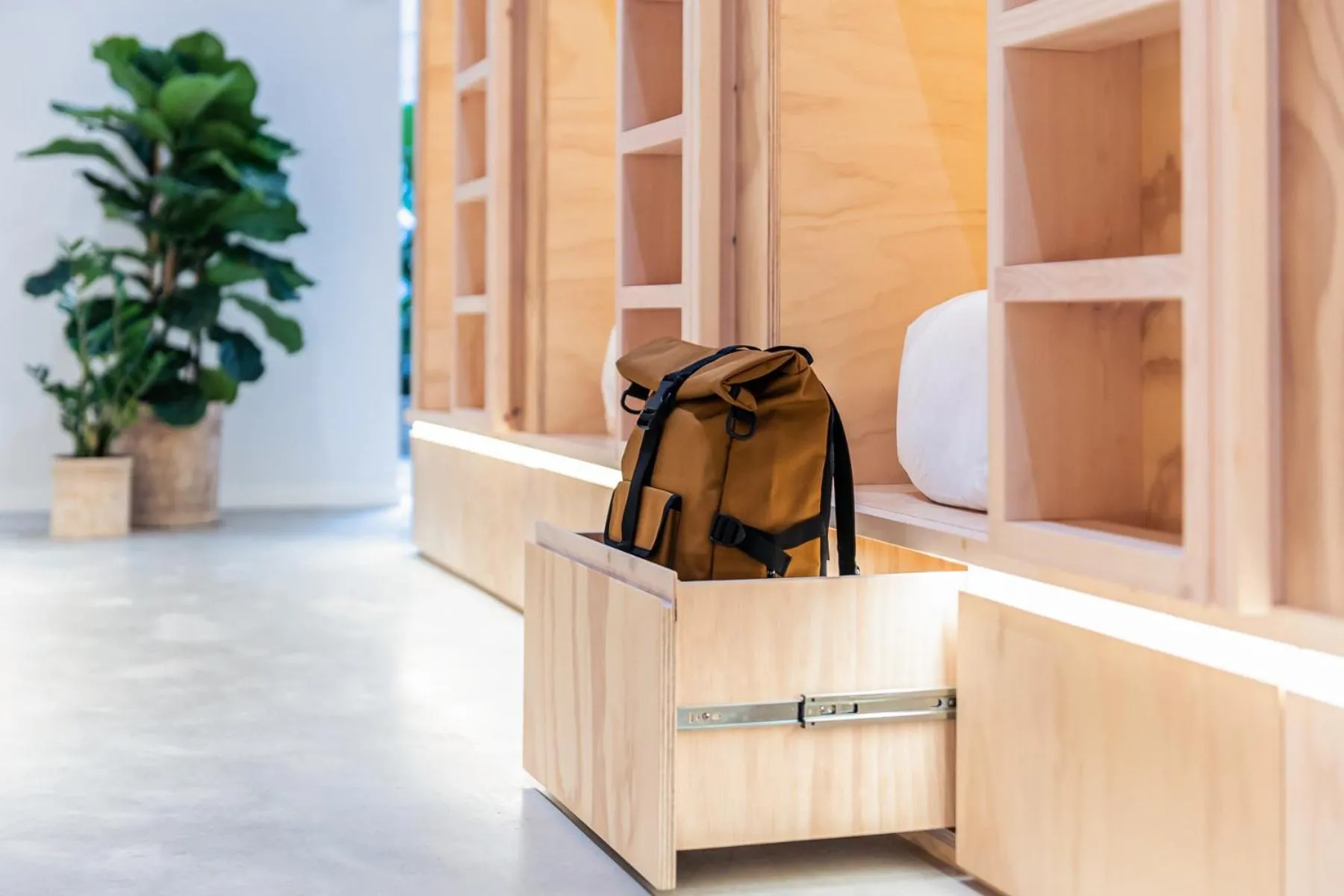 storage in Colo Colo Hostel - Single Private Beds
