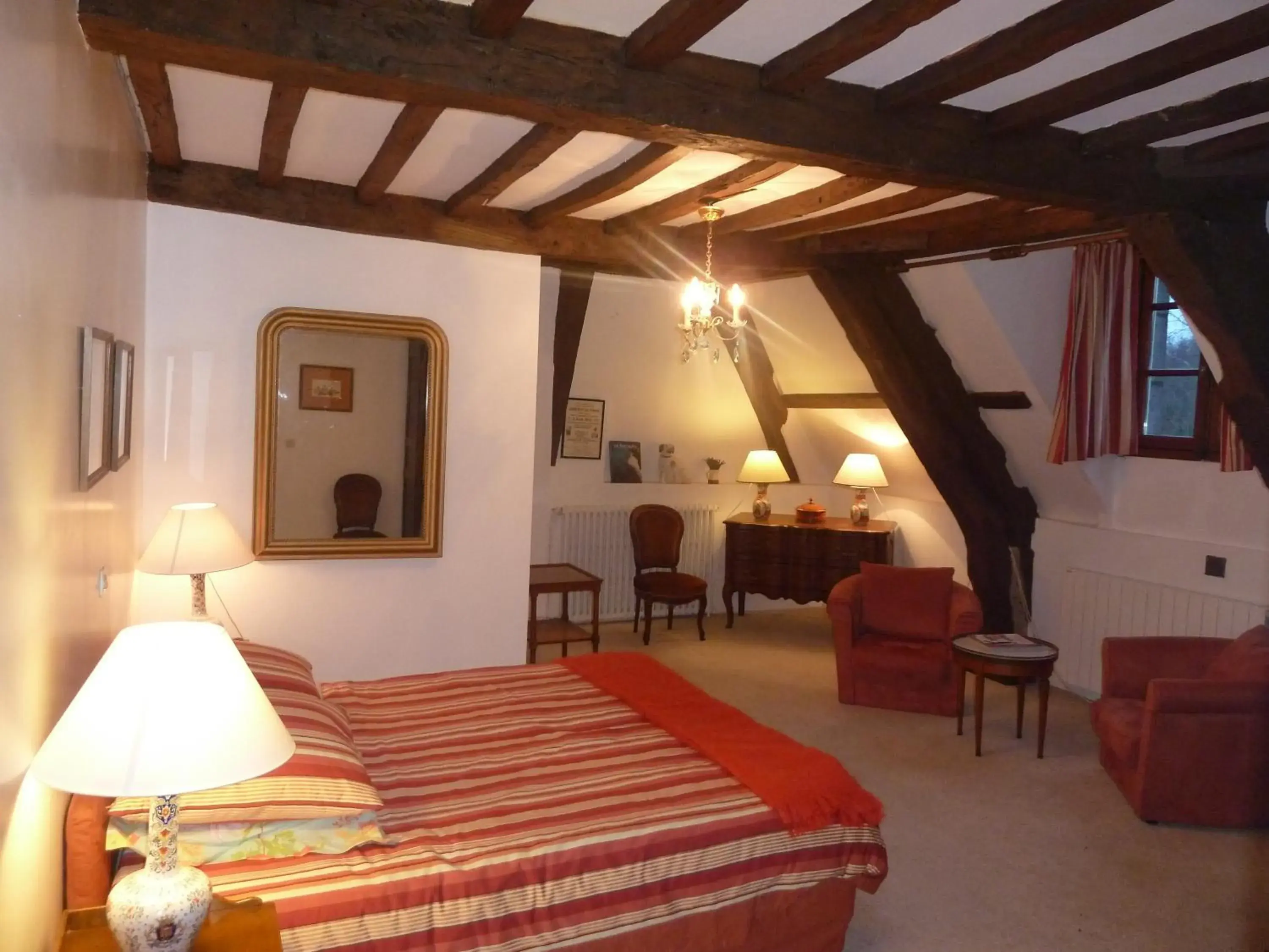Superior Queen Room - single occupancy in Les Trauchandieres de Saint Malo Superior Queen Room - single occupancy in Les Trauchandieres de Saint Malo