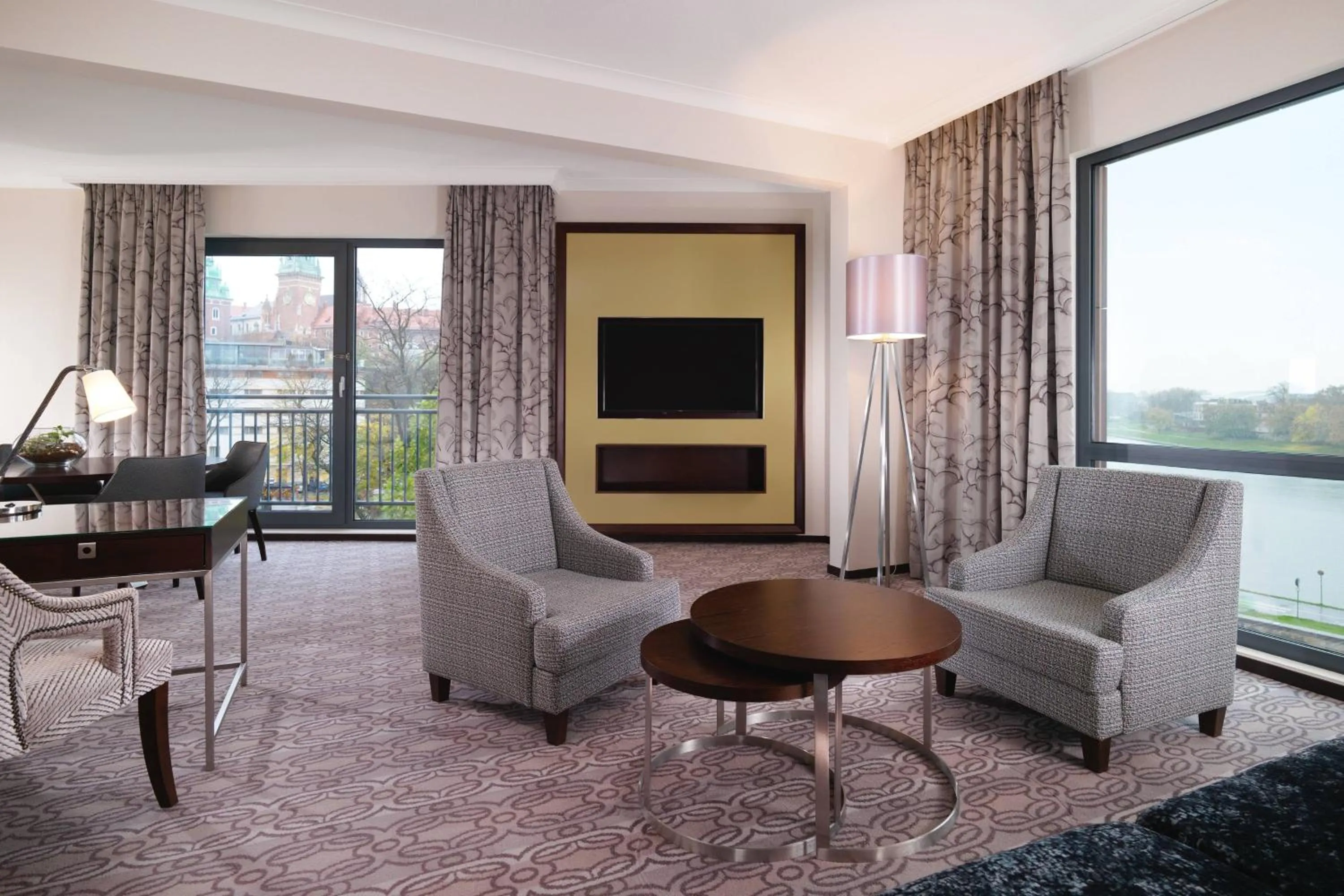 Photo of the whole room in Sheraton Grand Krakow